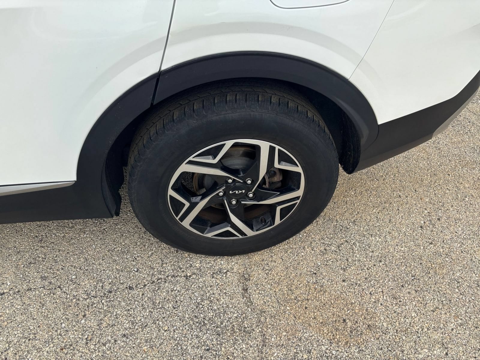 Thumbnail: 2023 Kia Sportage - 28