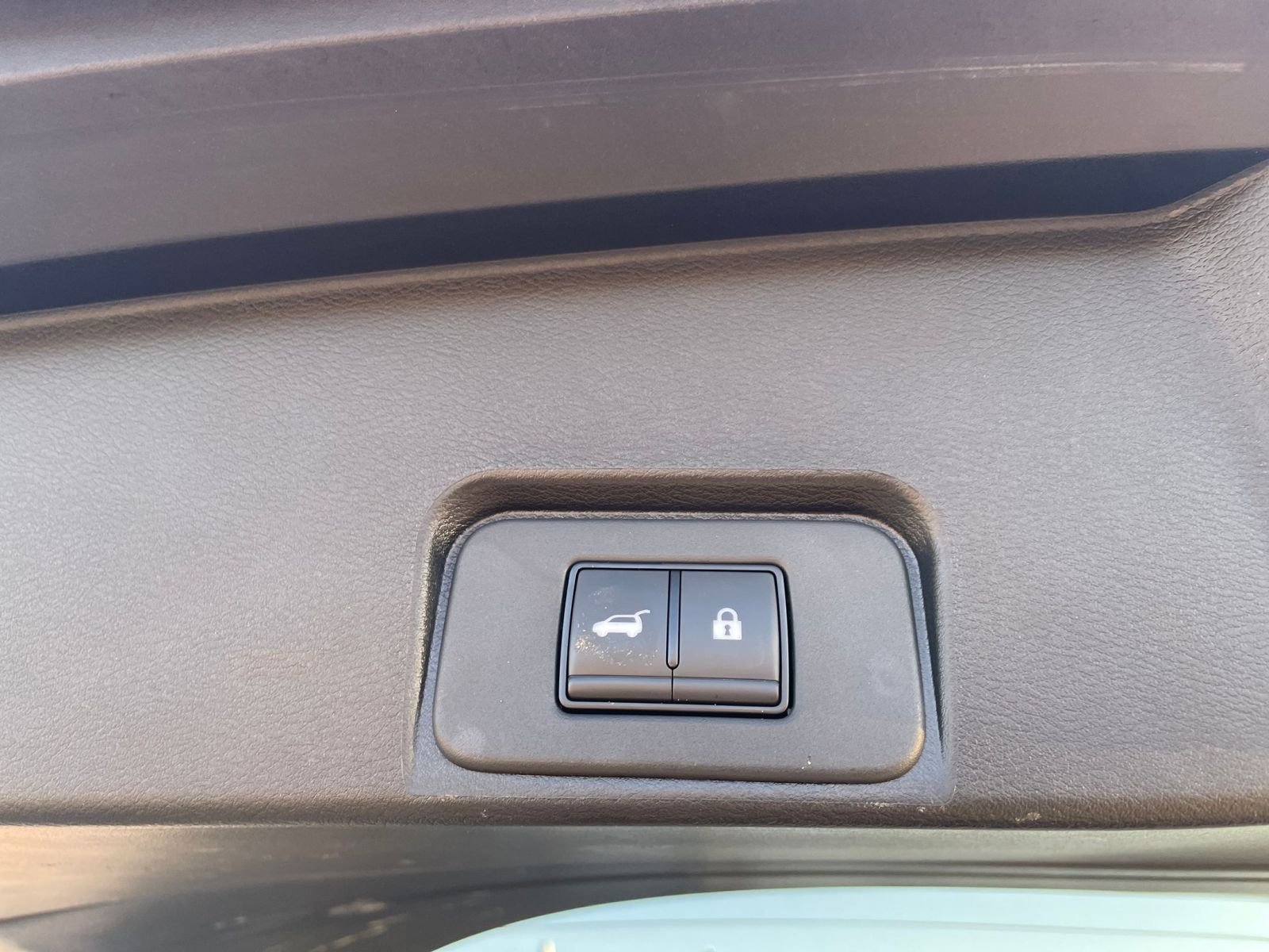 Thumbnail: 2025 Nissan Rogue - 23