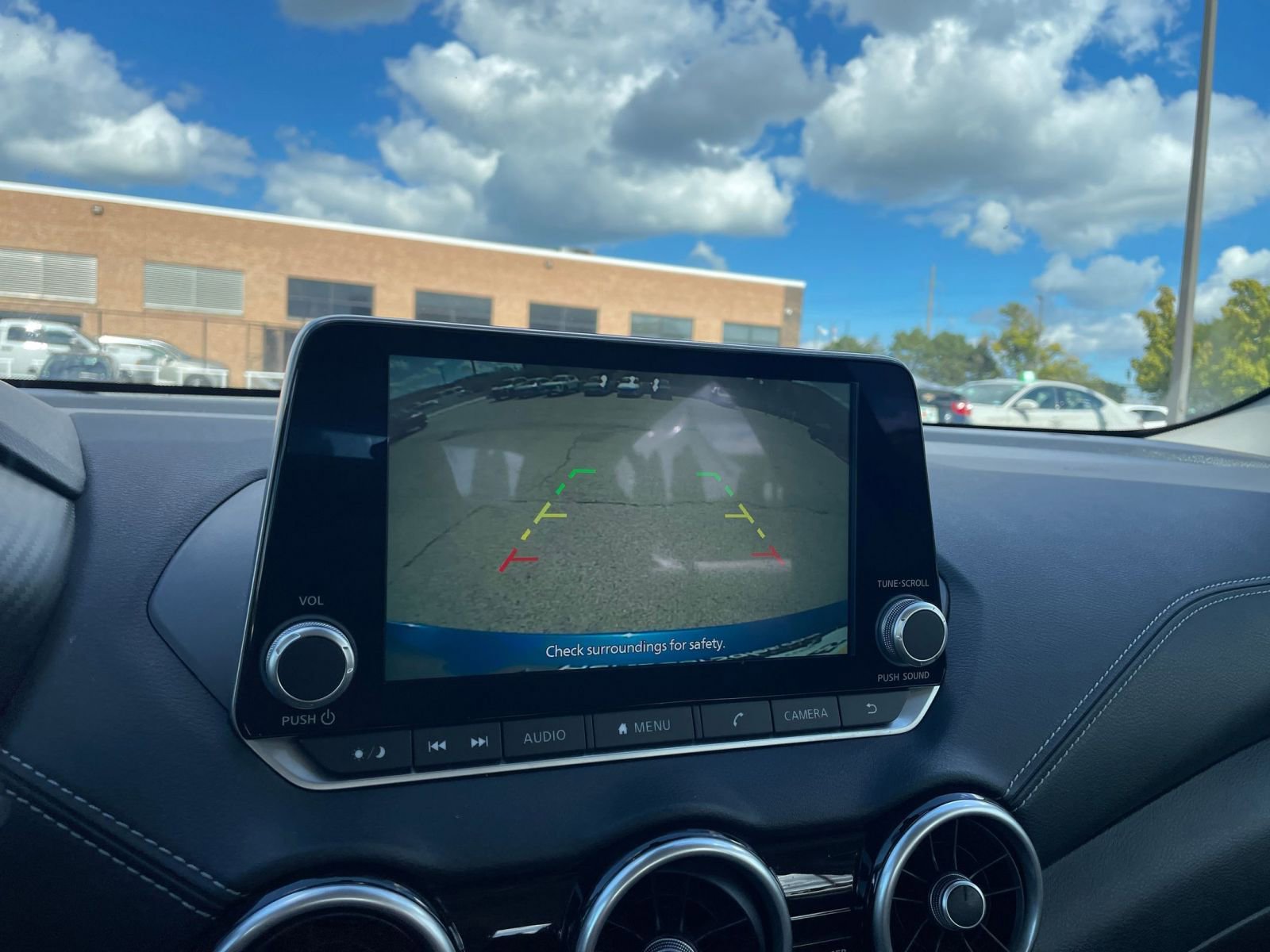 Thumbnail: 2024 Nissan Sentra - 17