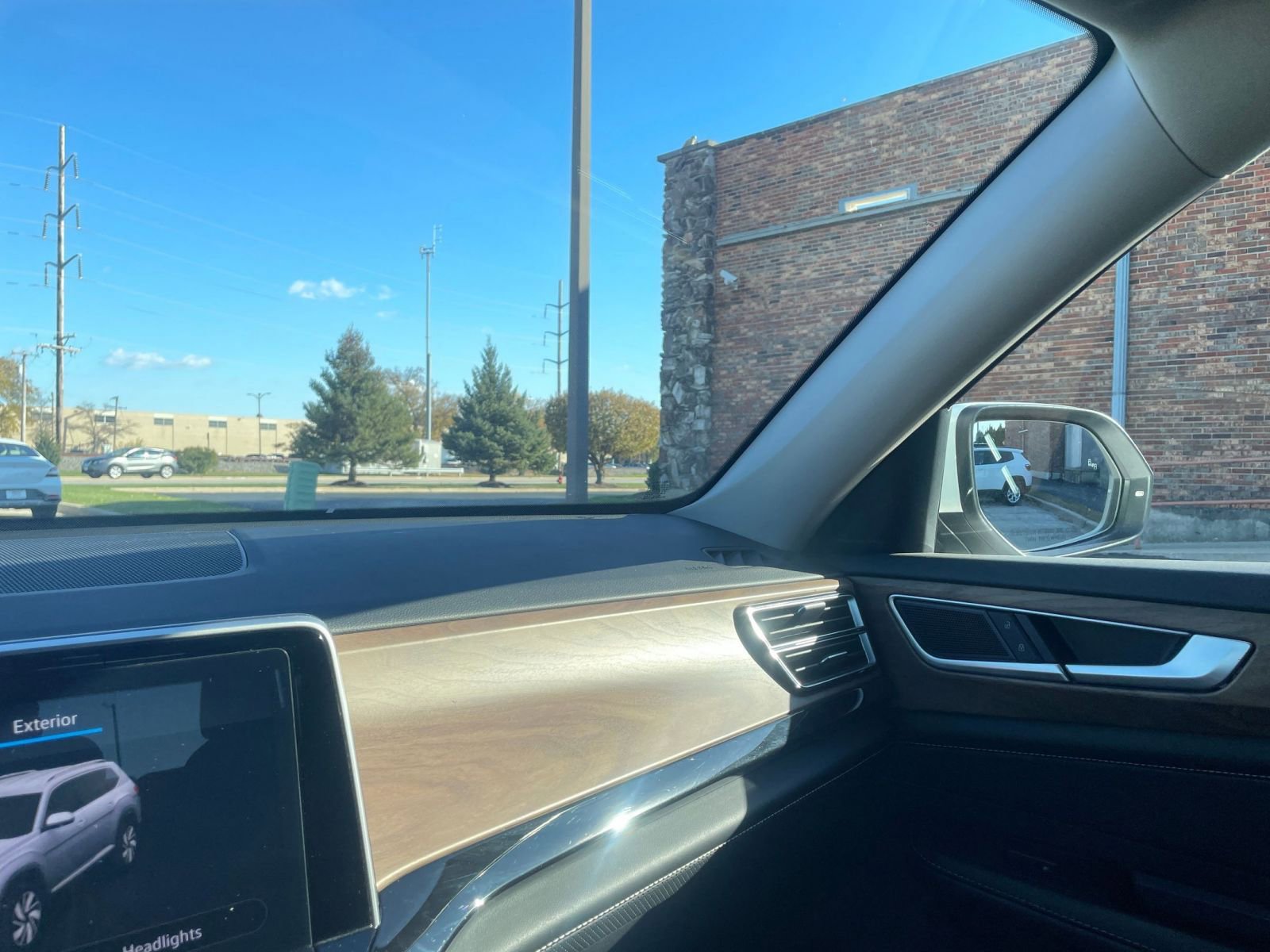 Thumbnail: 2025 Volkswagen Atlas - 35