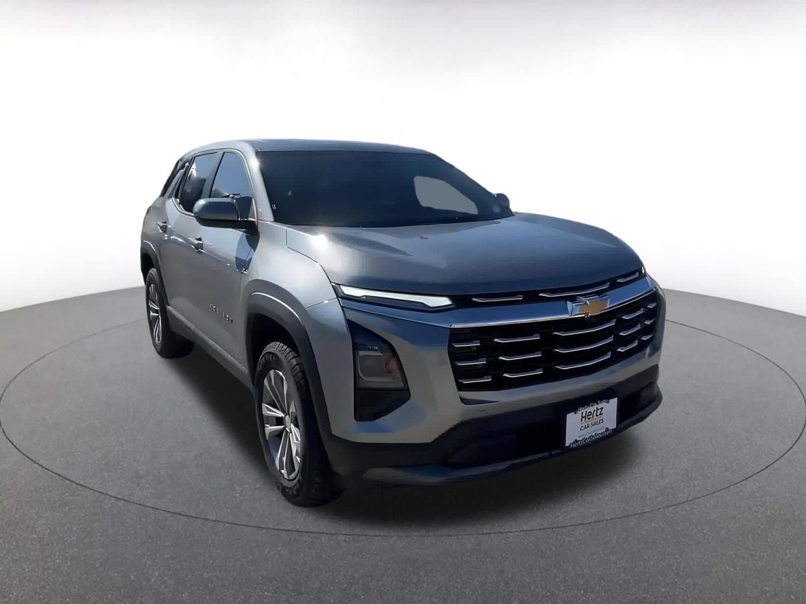 Thumbnail: 2025 Chevrolet Equinox - 3