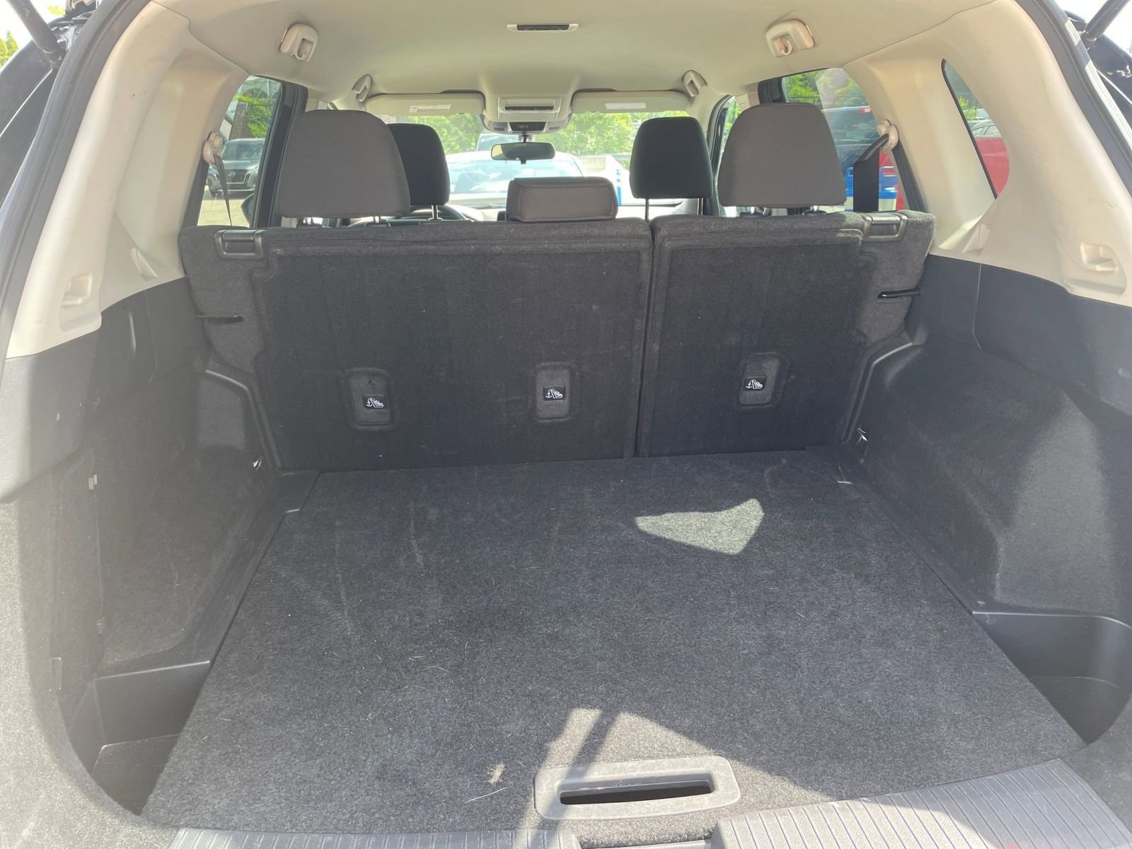 Thumbnail: 2023 Nissan Rogue - 31