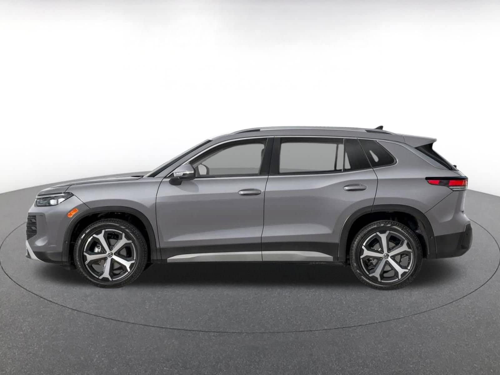 Thumbnail: 2026 Volkswagen Tiguan - 3