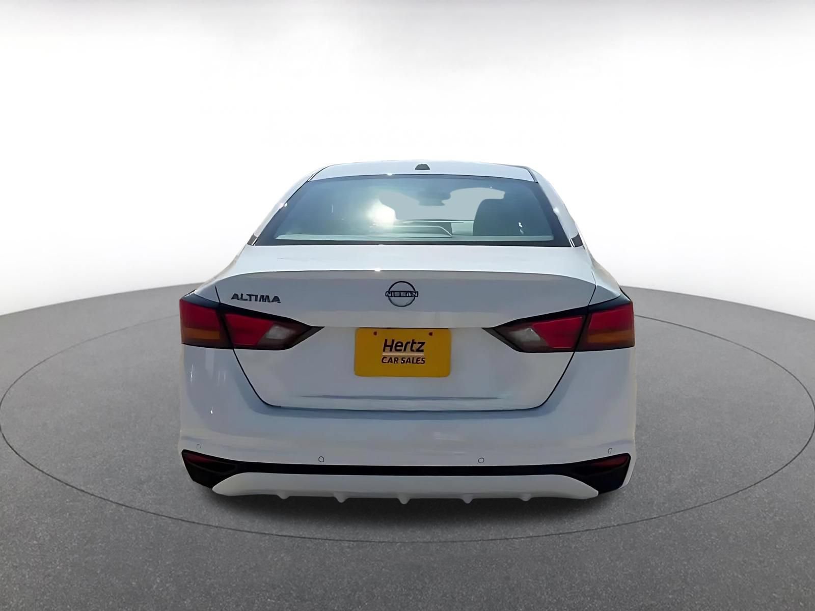 Thumbnail: 2025 Nissan Altima - 10