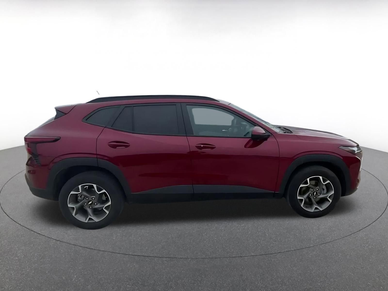 Thumbnail: 2025 Chevrolet Trax - 16