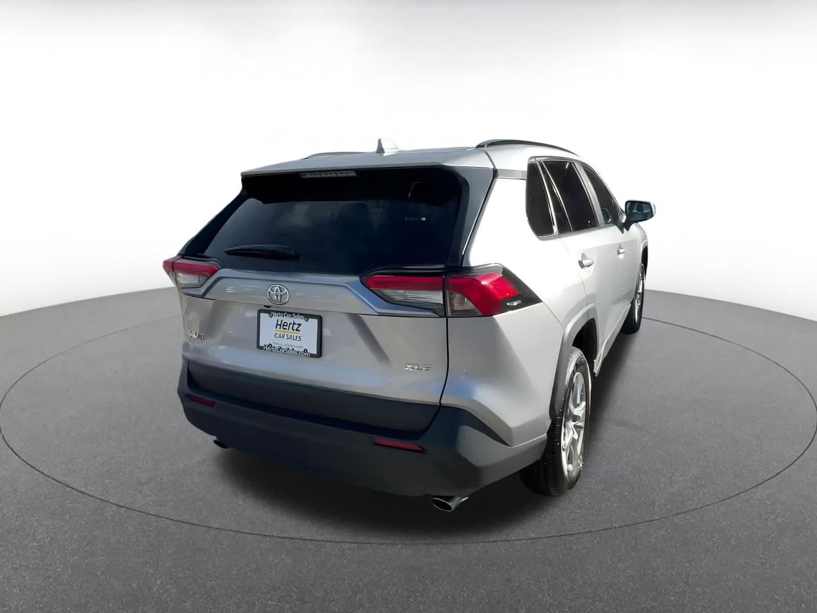 Thumbnail: 2025 Toyota RAV4 - 14