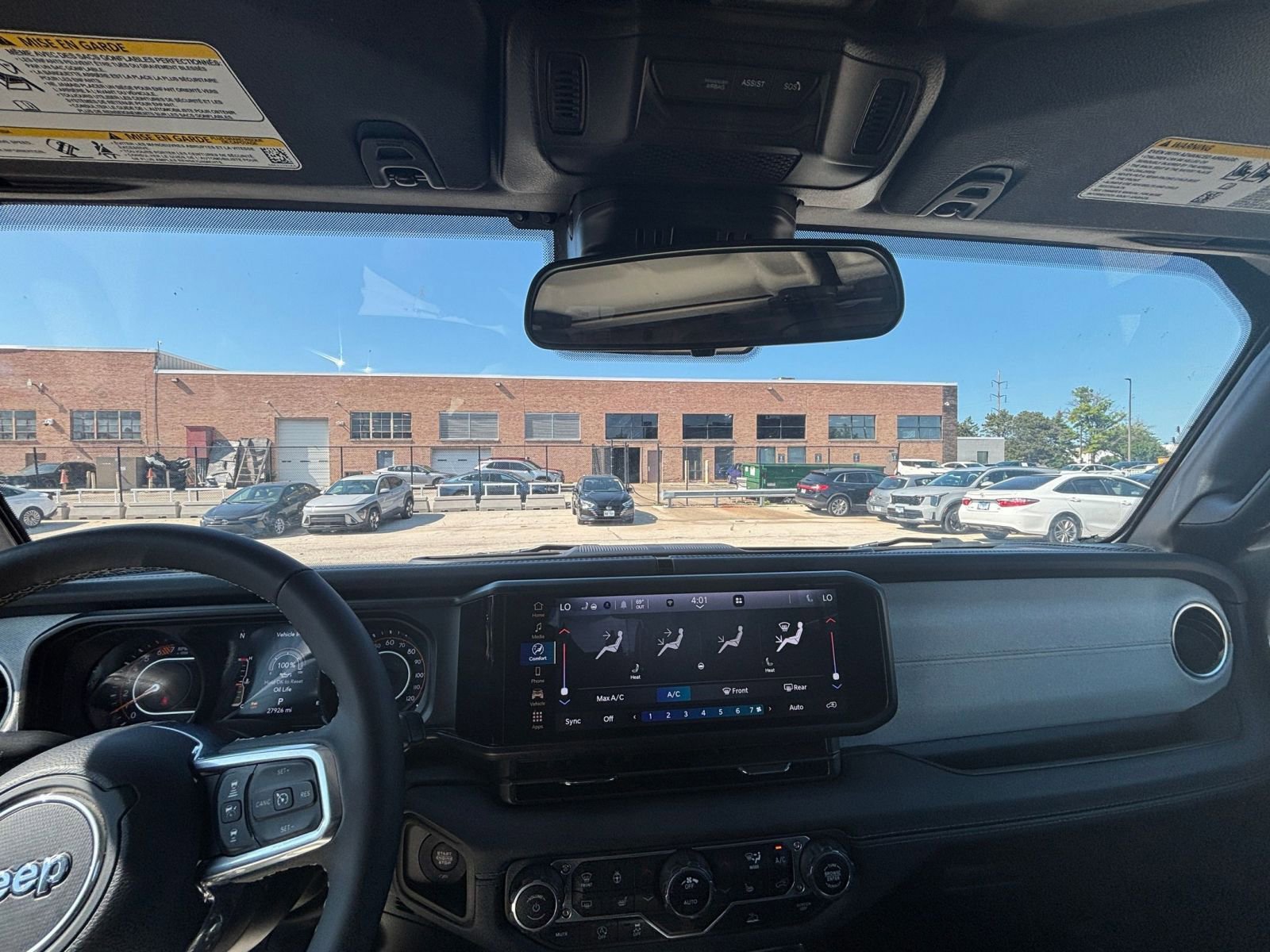 Thumbnail: 2025 Jeep Wrangler - 31