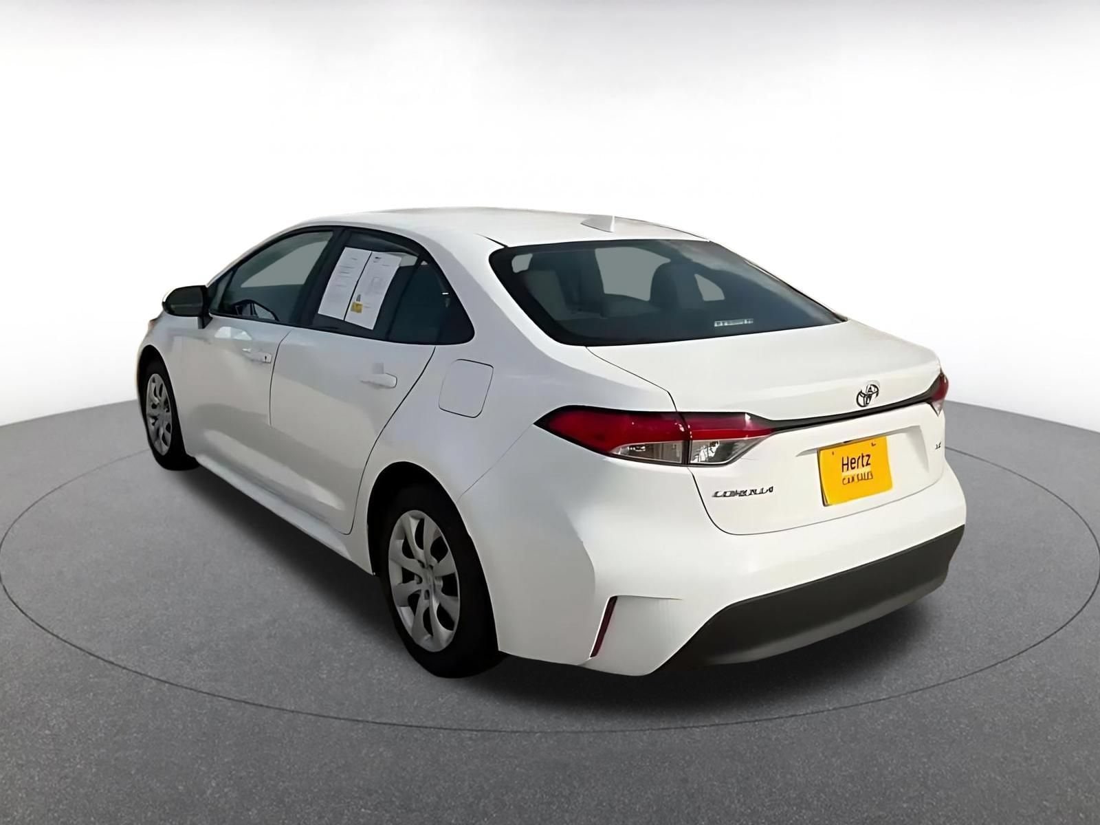 Thumbnail: 2023 Toyota Corolla - 10