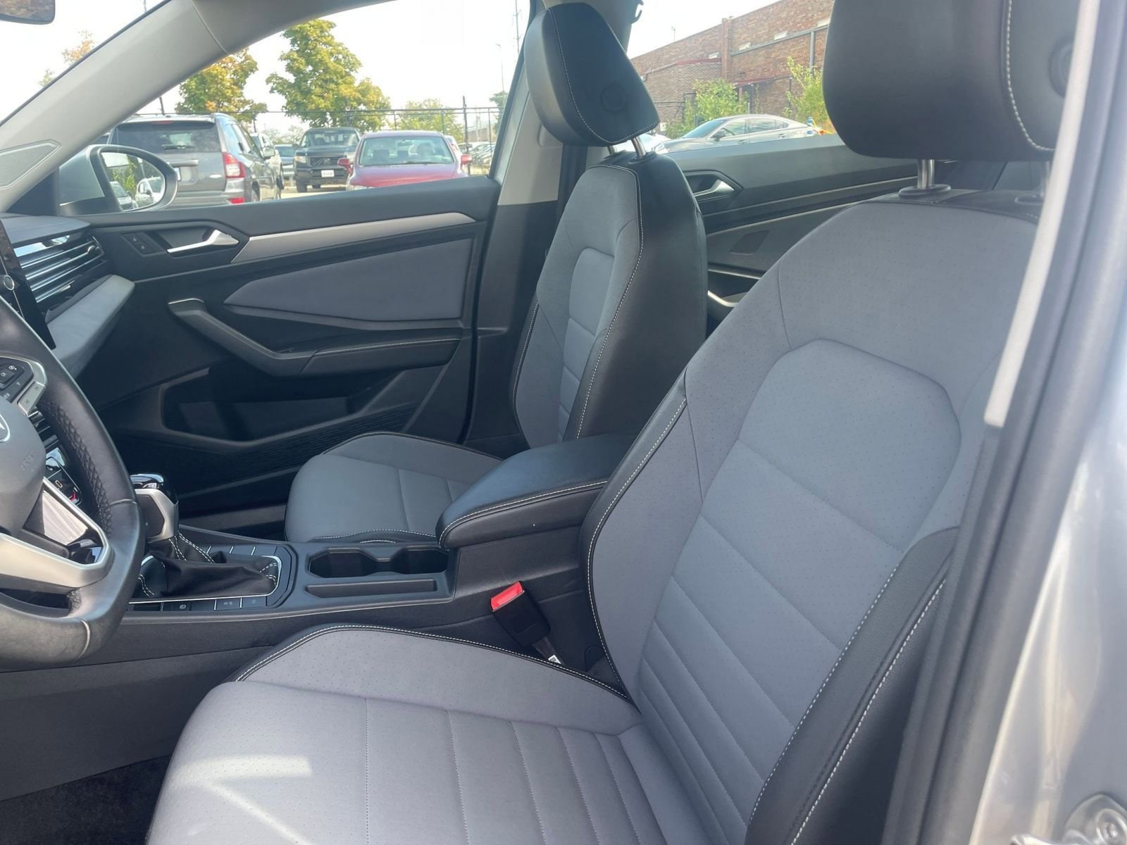 Thumbnail: 2025 Volkswagen Jetta - 27