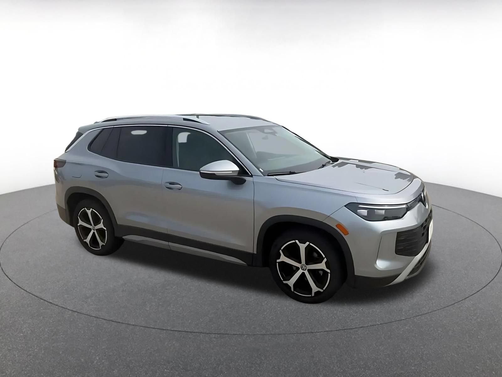 Thumbnail: 2026 Volkswagen Tiguan - 2