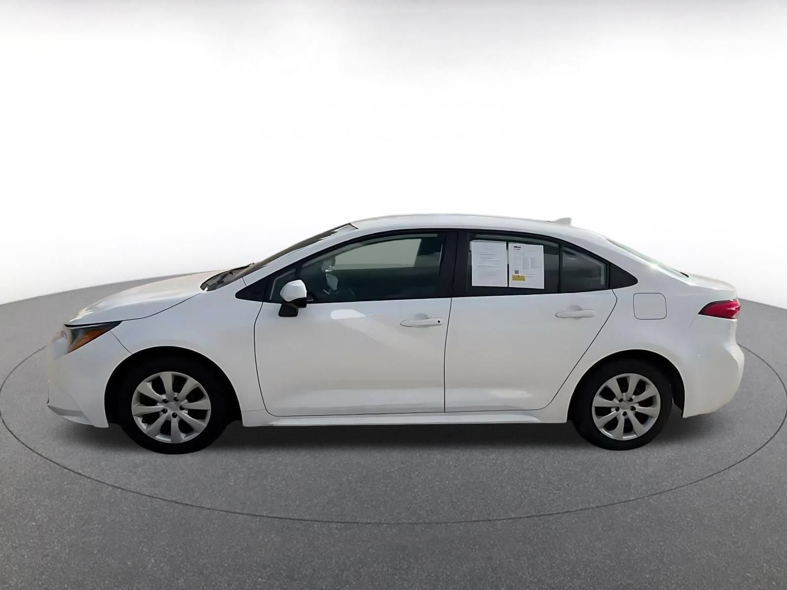 Thumbnail: 2023 Toyota Corolla - 8