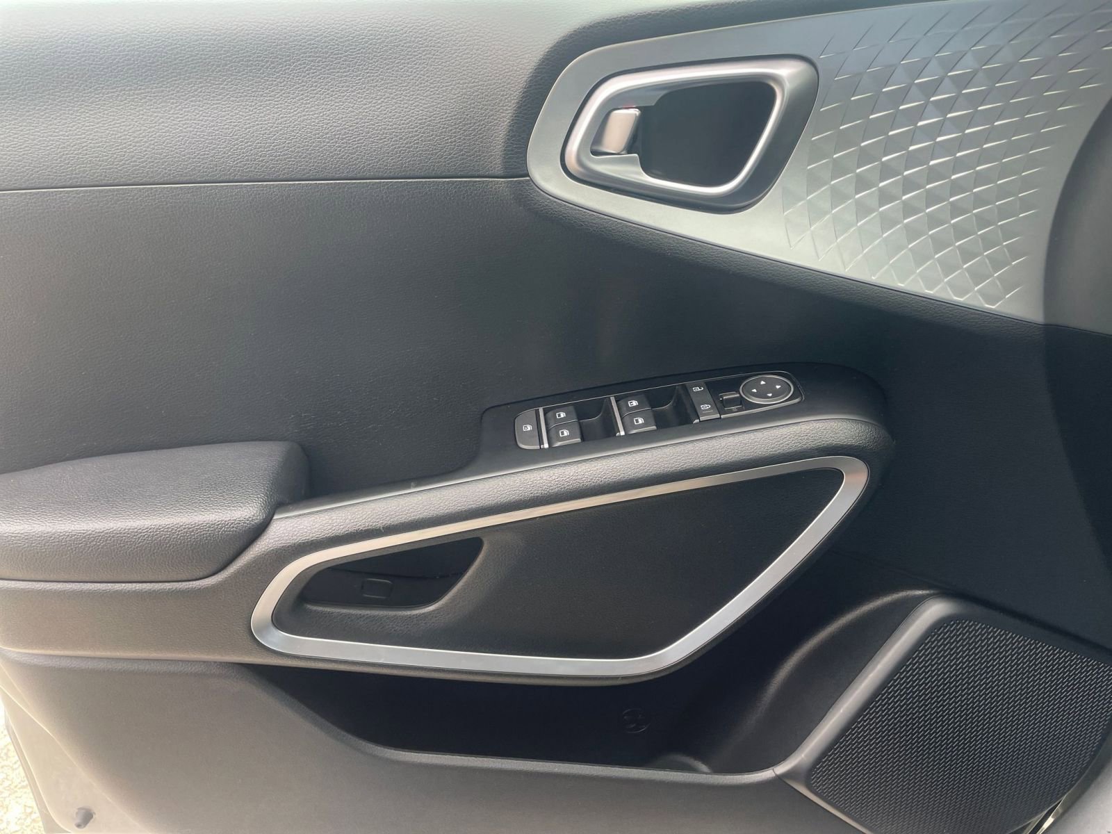 Thumbnail: 2025 Kia Soul - 18