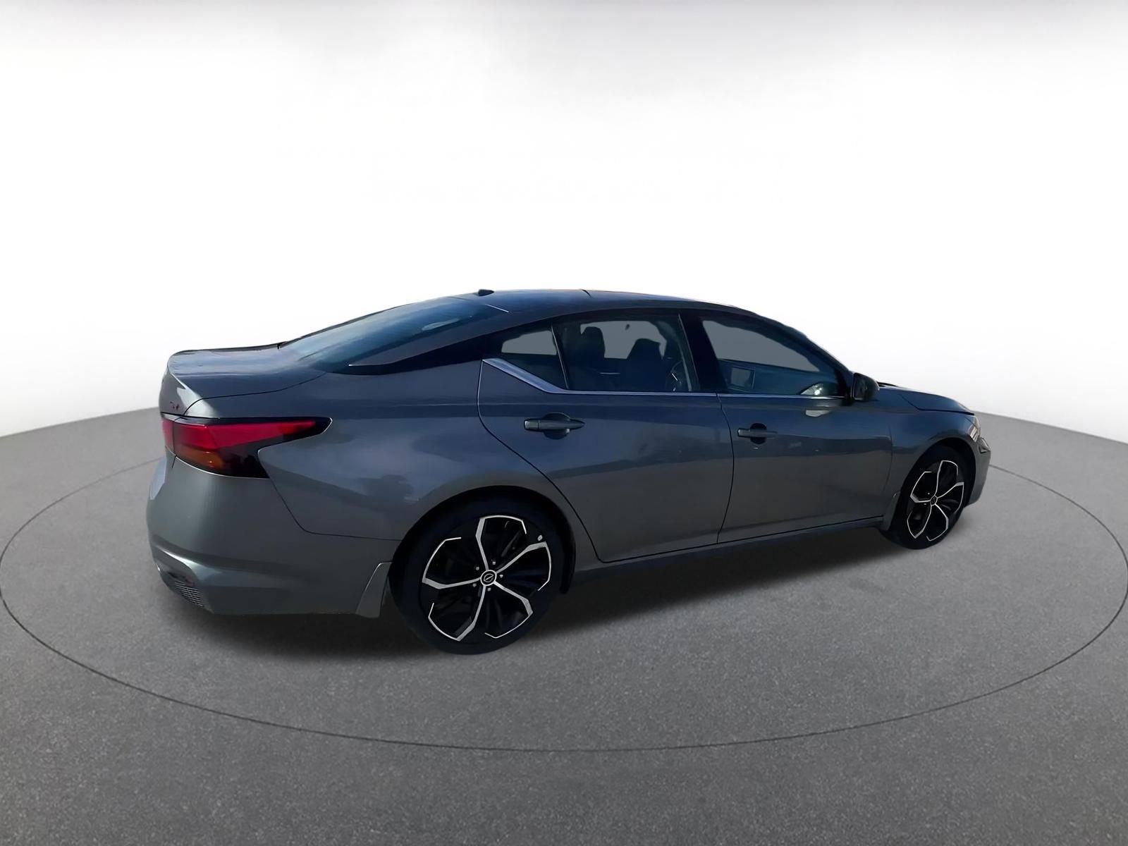 Thumbnail: 2025 Nissan Altima - 15