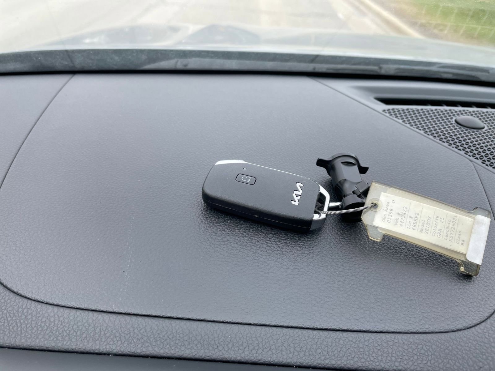 Thumbnail: 2025 Kia Seltos - 22