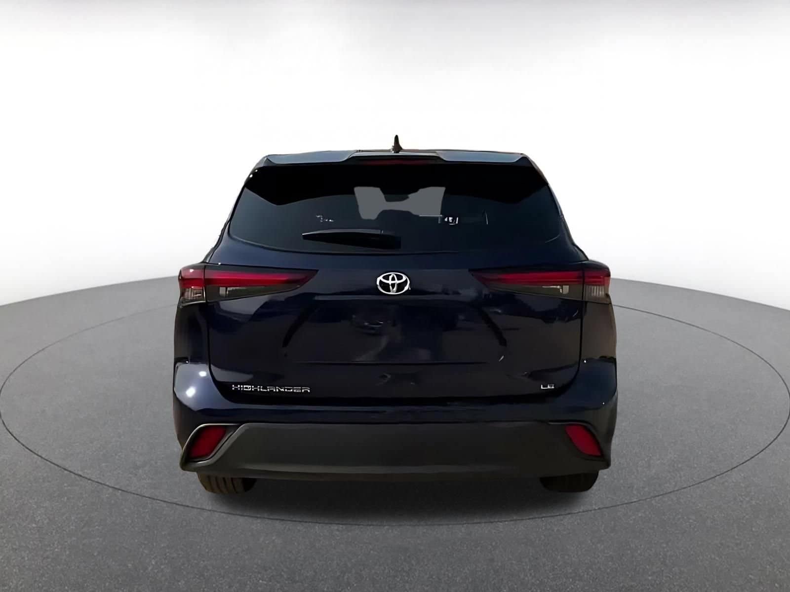Thumbnail: 2025 Toyota Highlander - 10