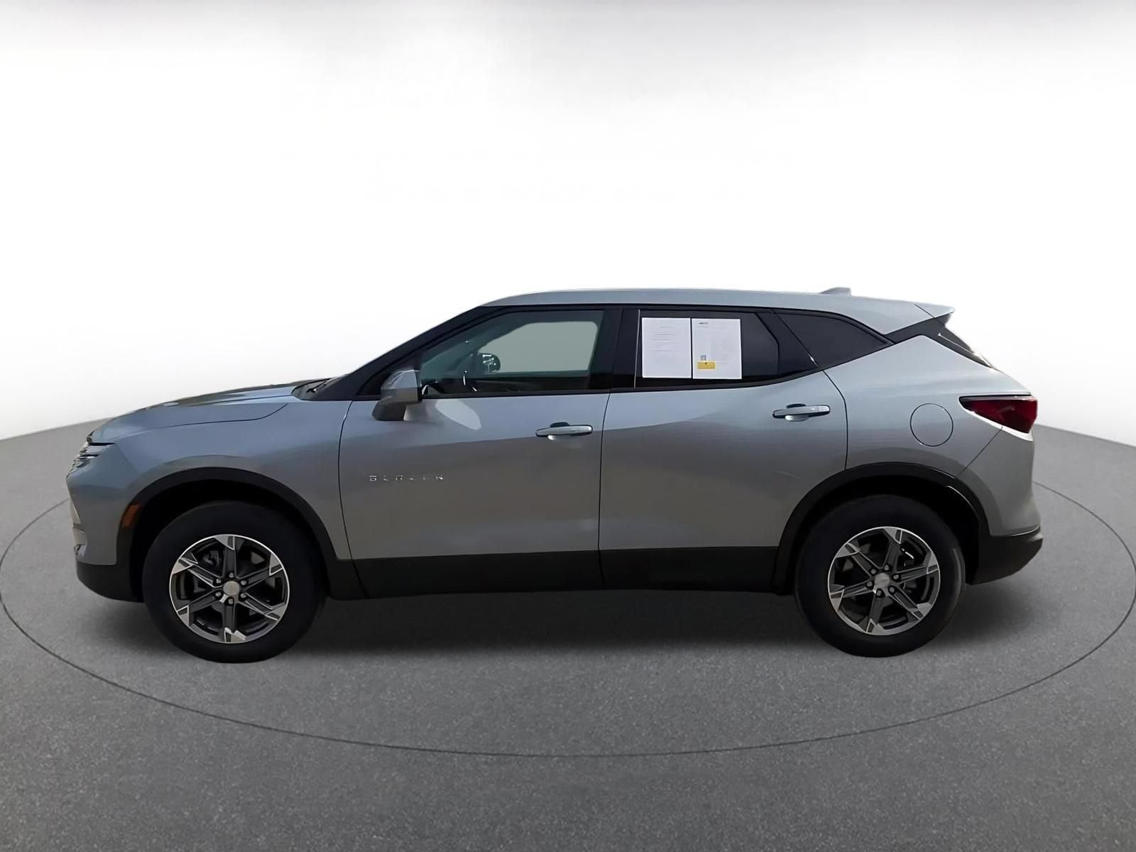 Thumbnail: 2026 Chevrolet Blazer - 8