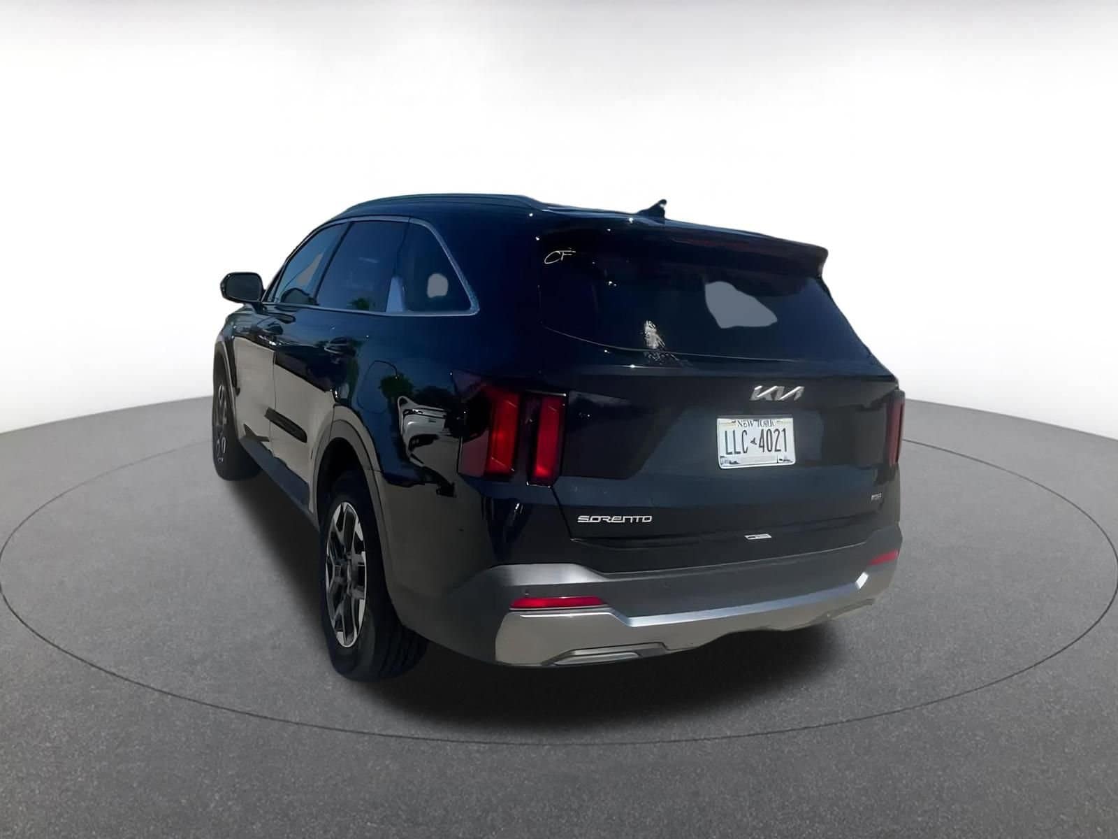 Thumbnail: 2024 Kia Sorento - 11