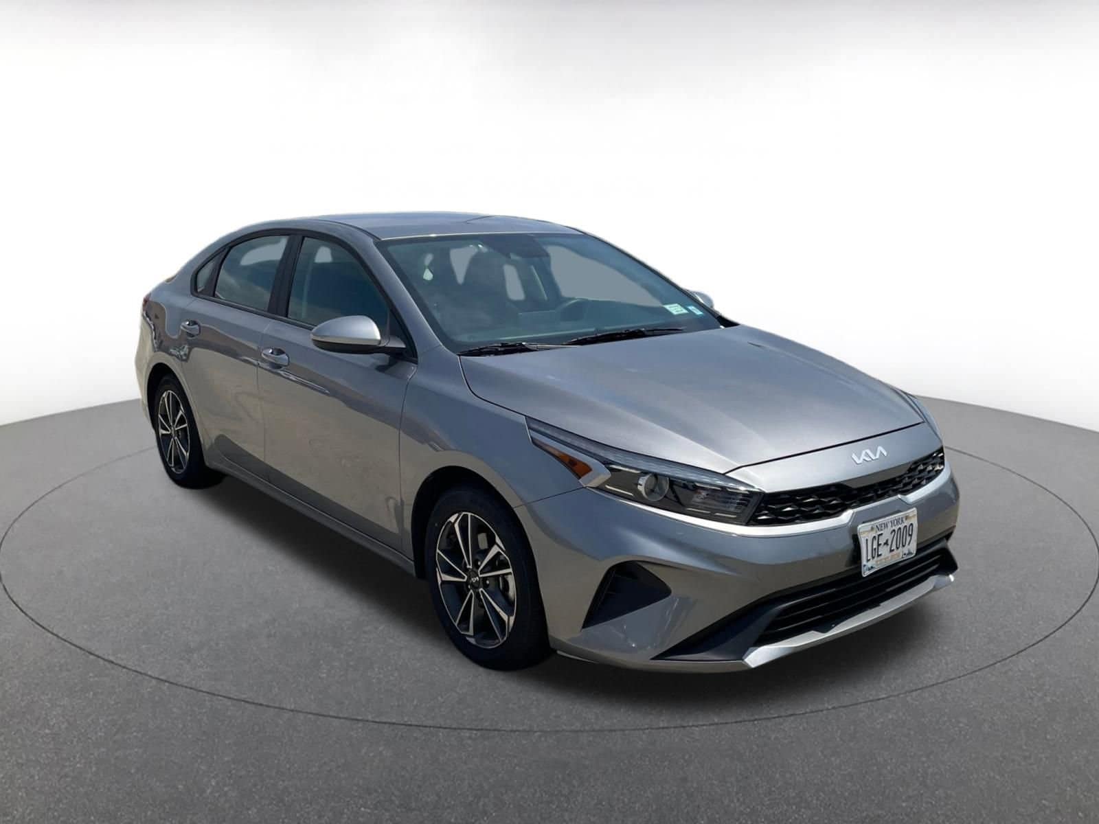 Thumbnail: 2024 Kia Forte - 1