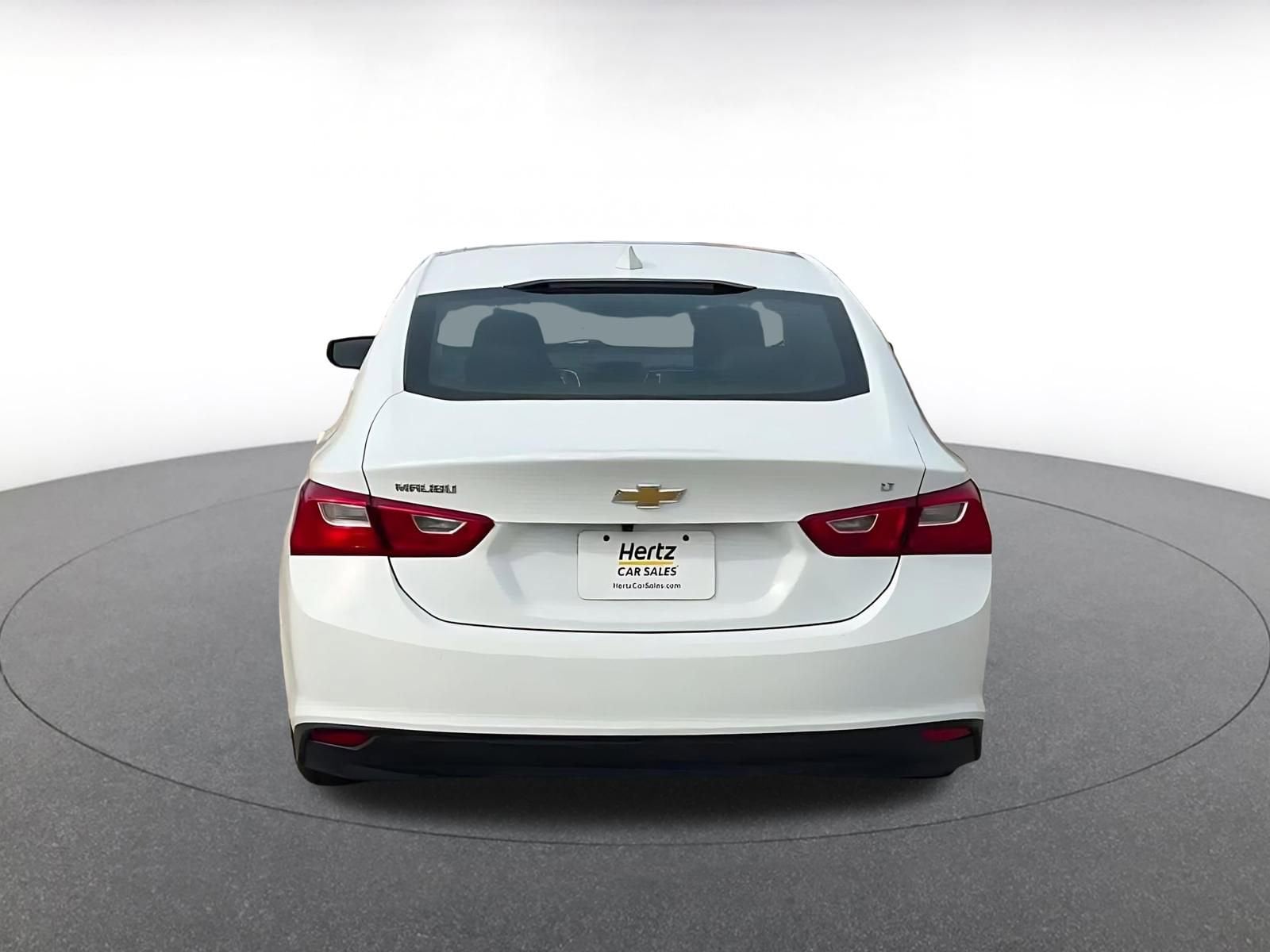 Thumbnail: 2023 Chevrolet Malibu - 12
