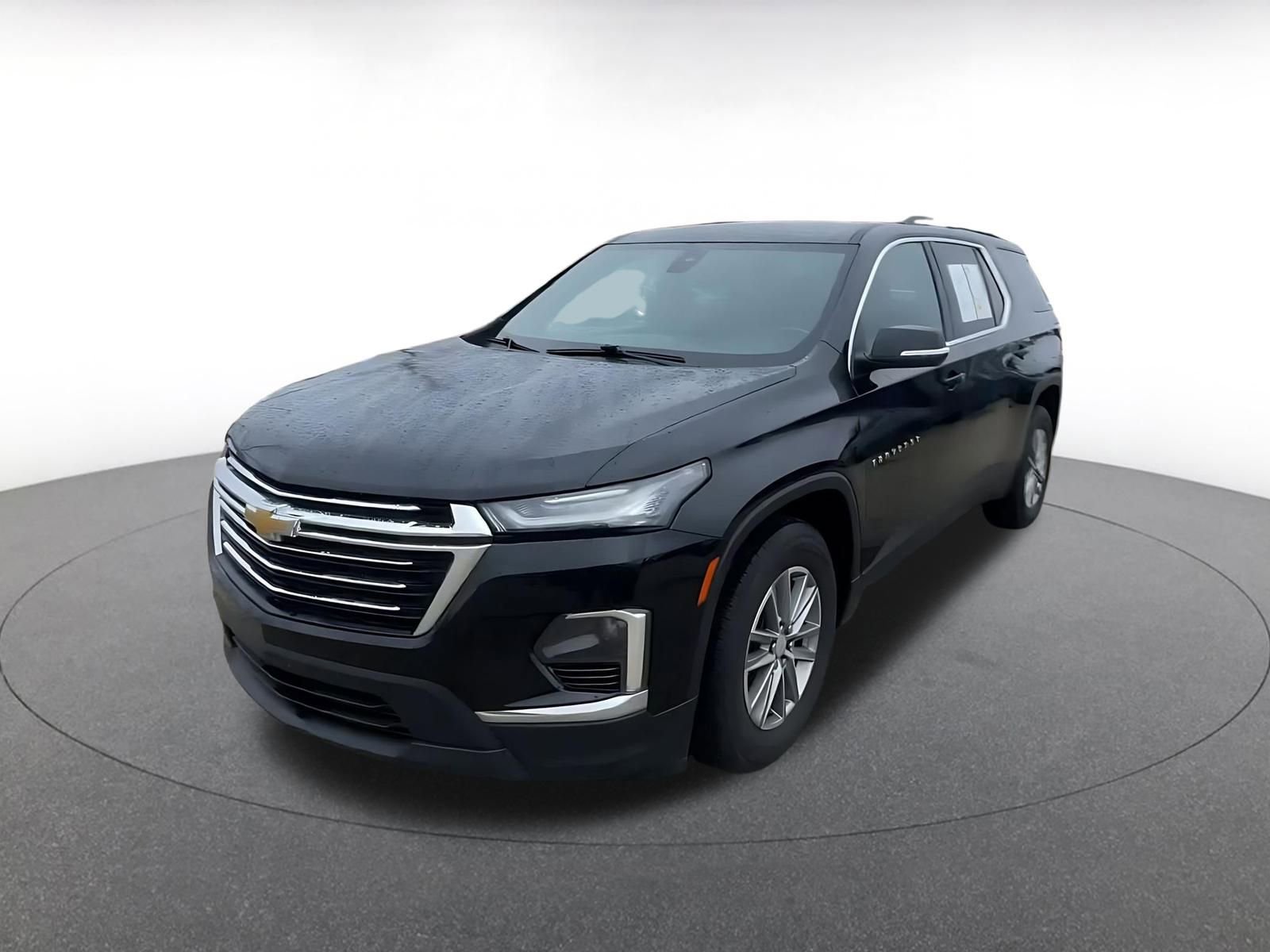 Thumbnail: 2023 Chevrolet Traverse - 7