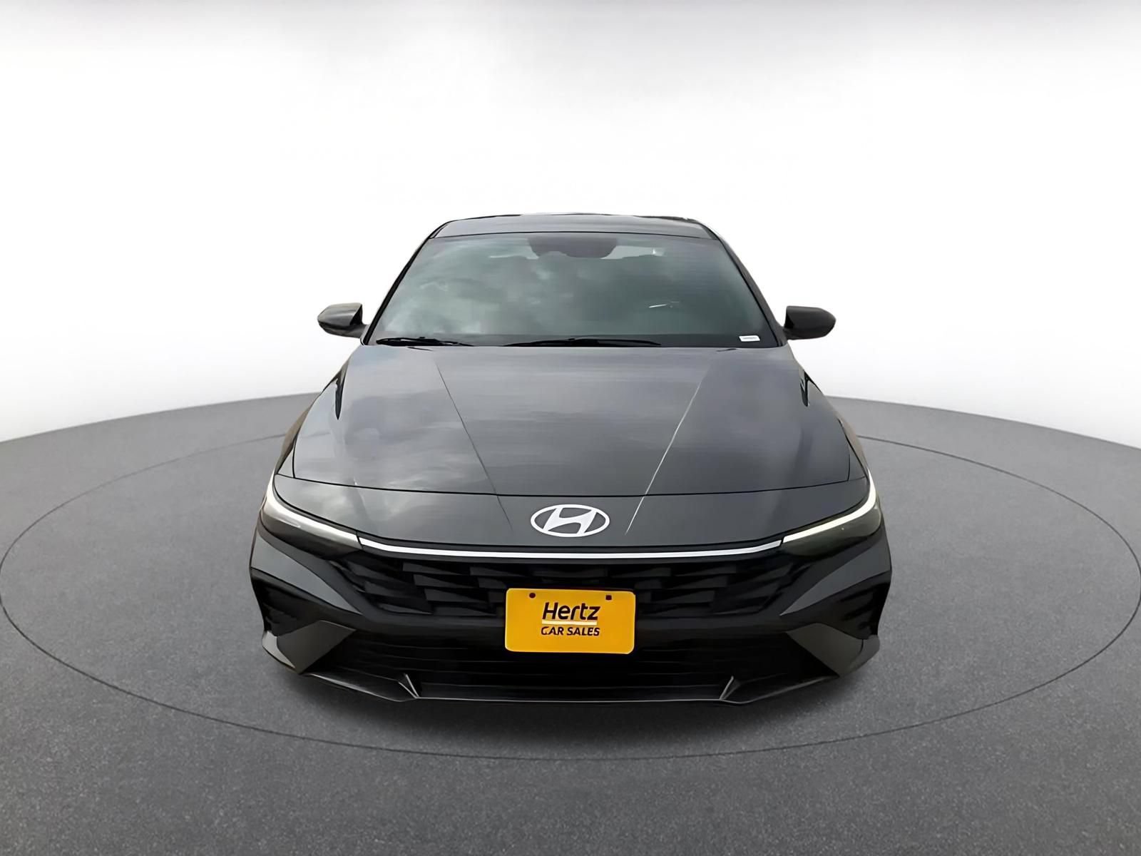 Thumbnail: 2026 Hyundai Elantra - 4