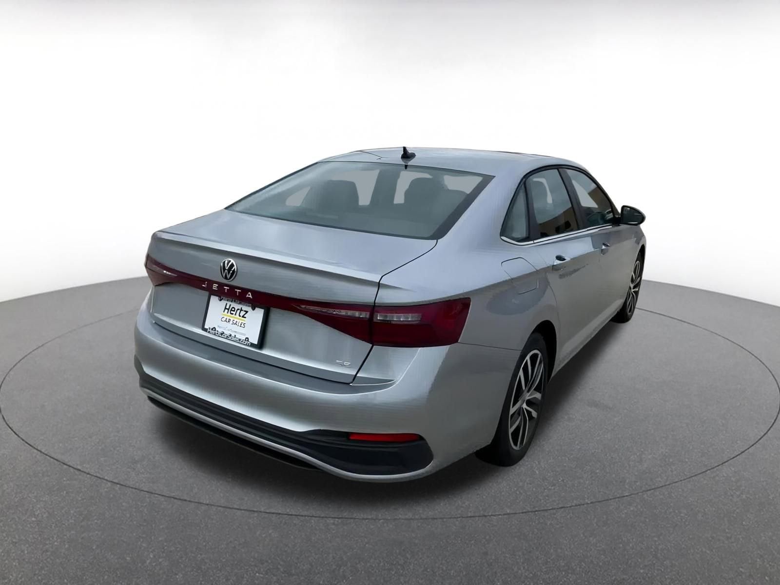 Thumbnail: 2025 Volkswagen Jetta - 14