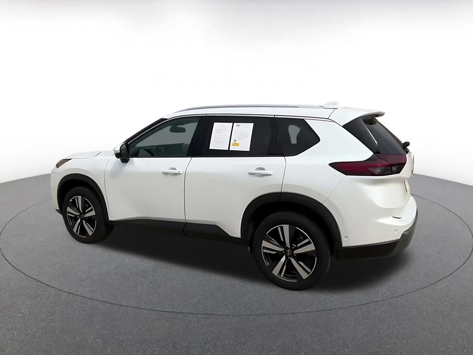 Thumbnail: 2026 Nissan Rogue - 10