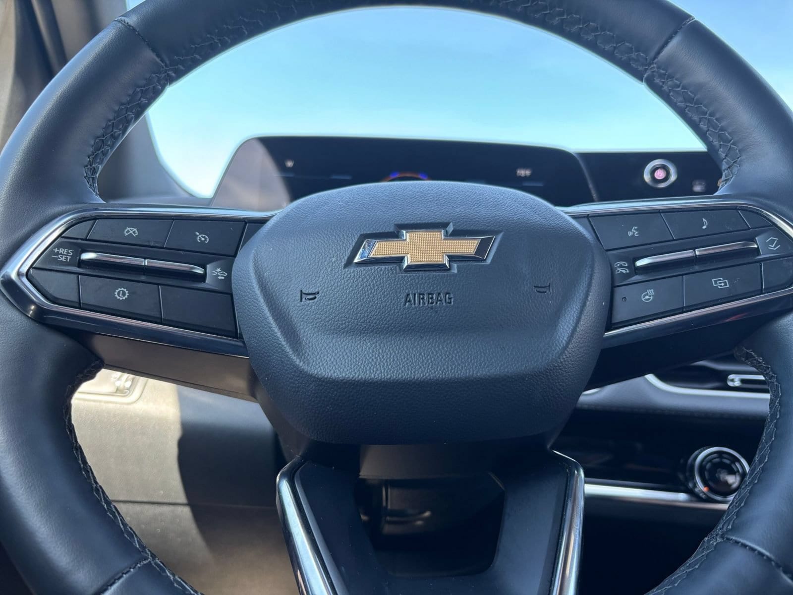 Thumbnail: 2025 Chevrolet Equinox - 28