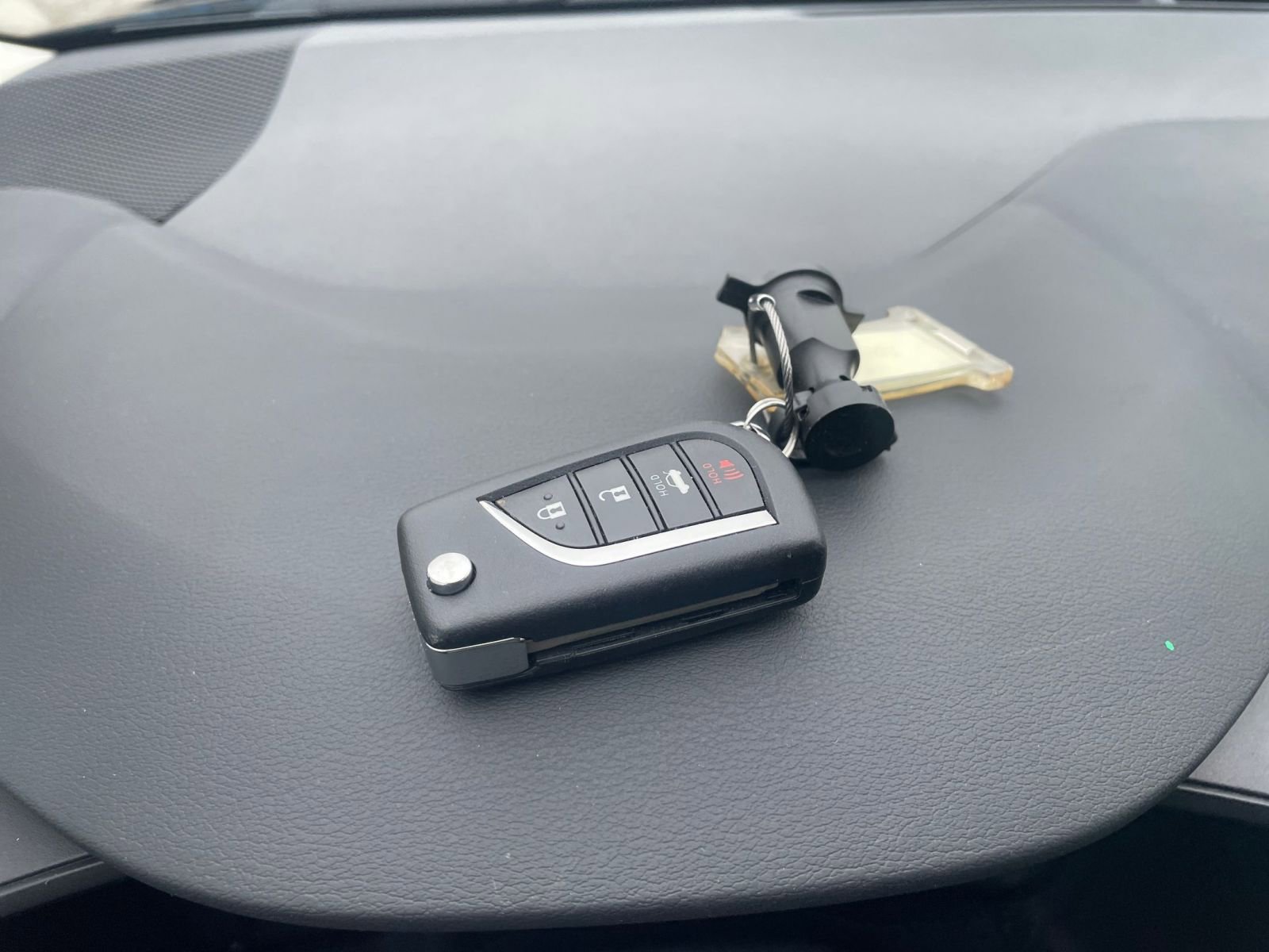 Thumbnail: 2025 Toyota Corolla - 21