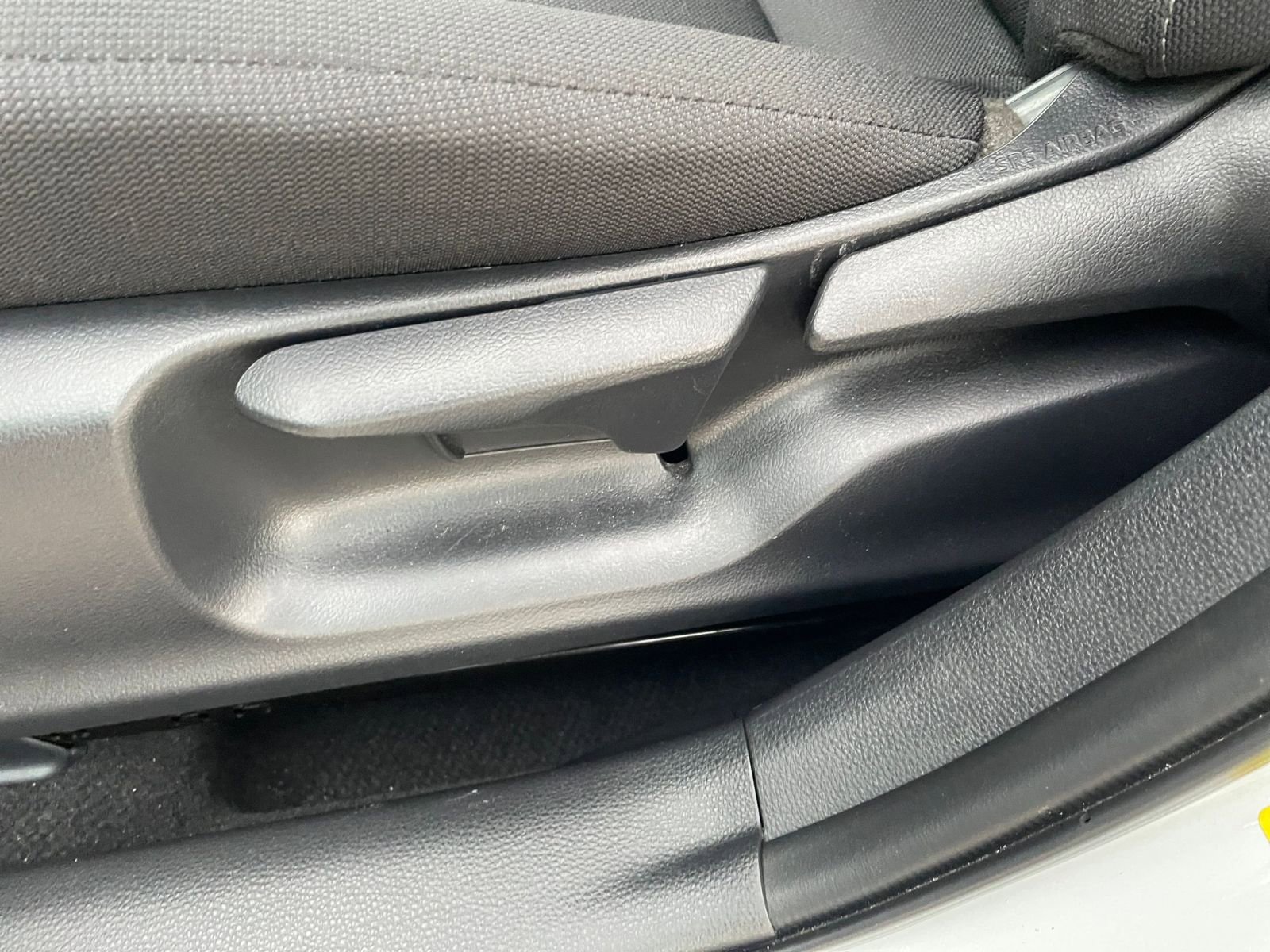 Thumbnail: 2025 Toyota Corolla - 23