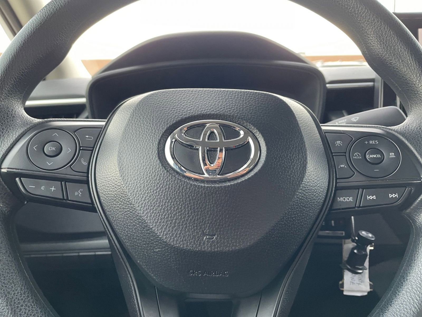 Thumbnail: 2025 Toyota Corolla - 27