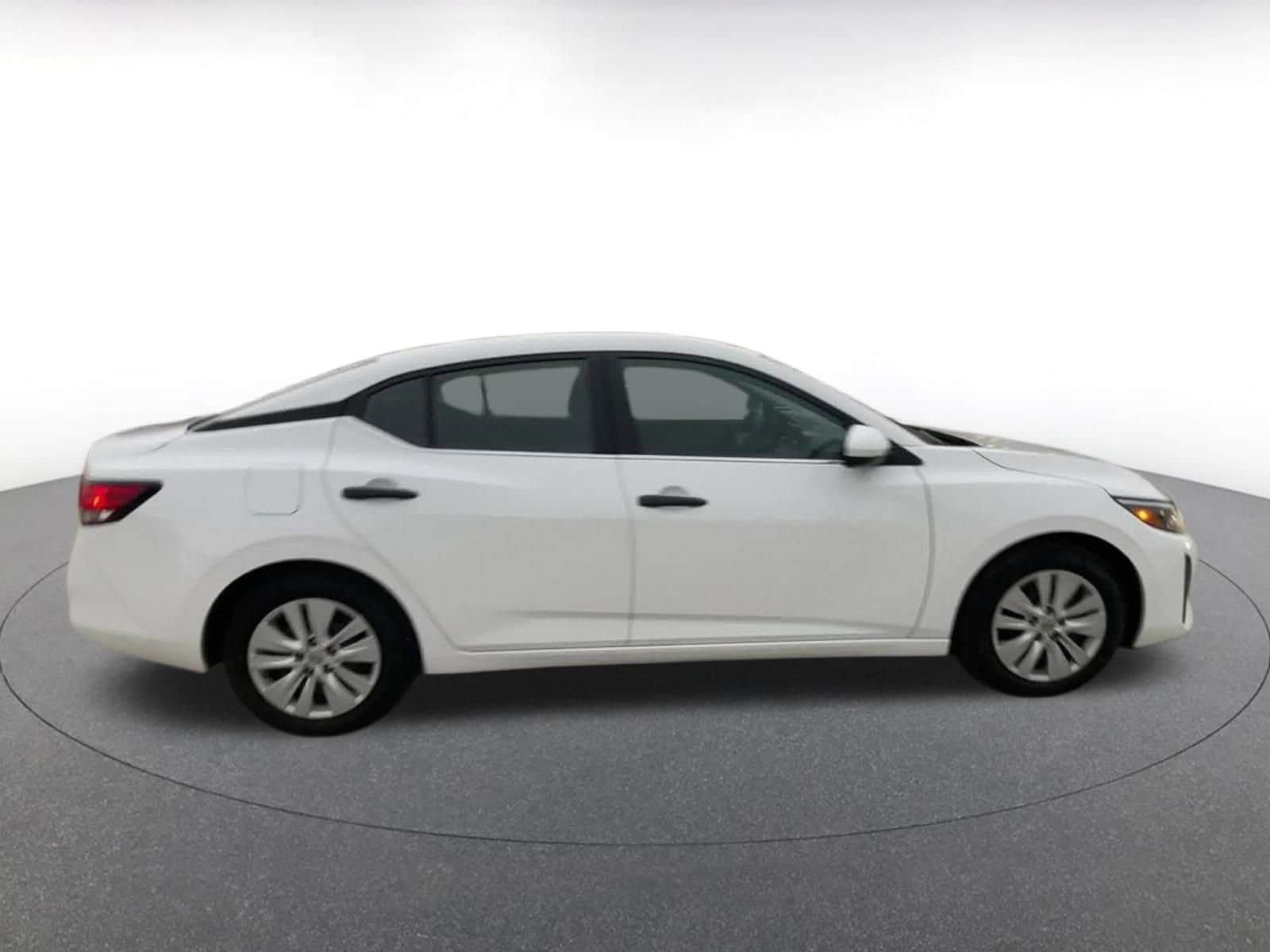 Thumbnail: 2025 Nissan Sentra - 16