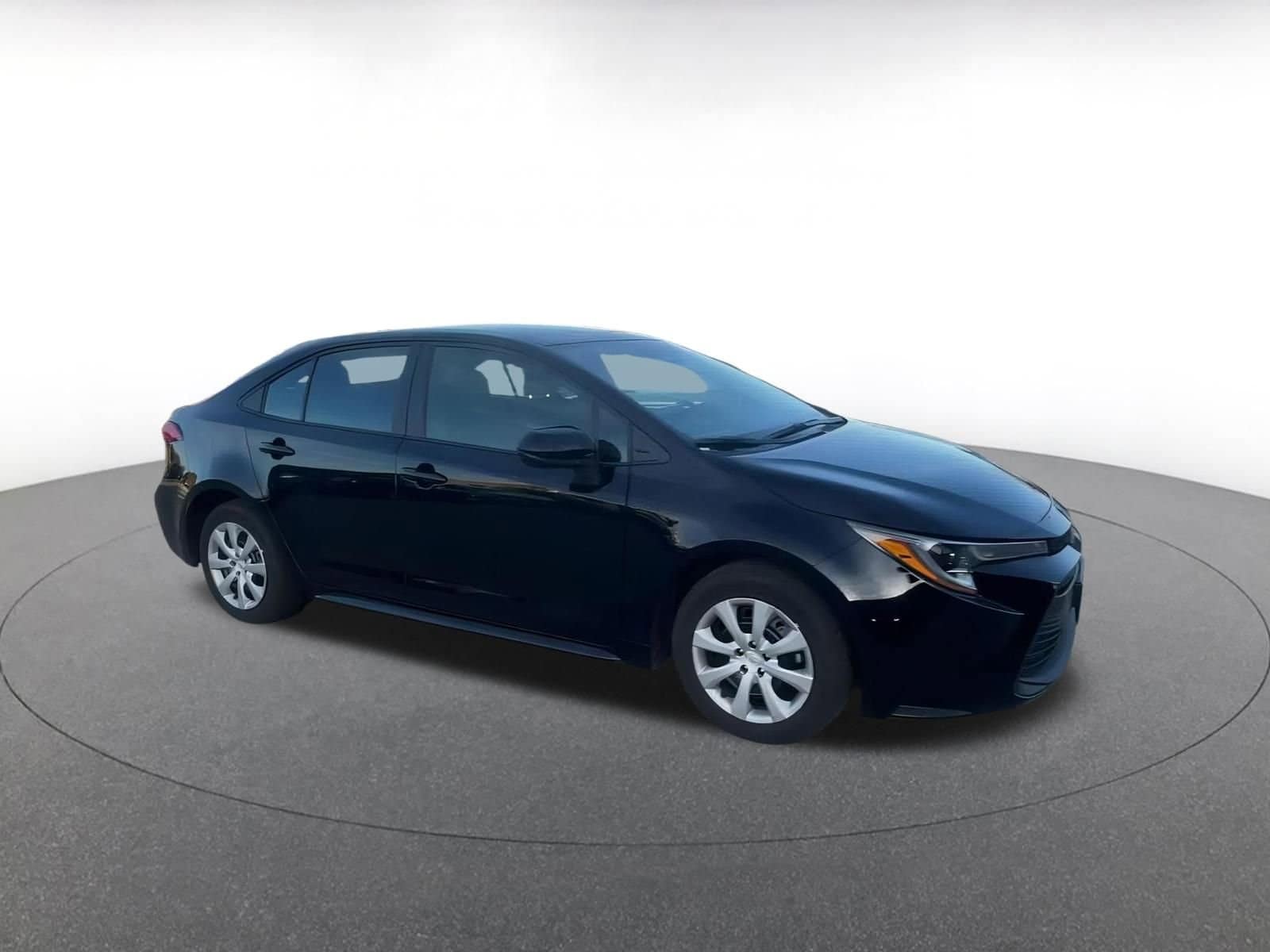 Thumbnail: 2025 Toyota Corolla - 2