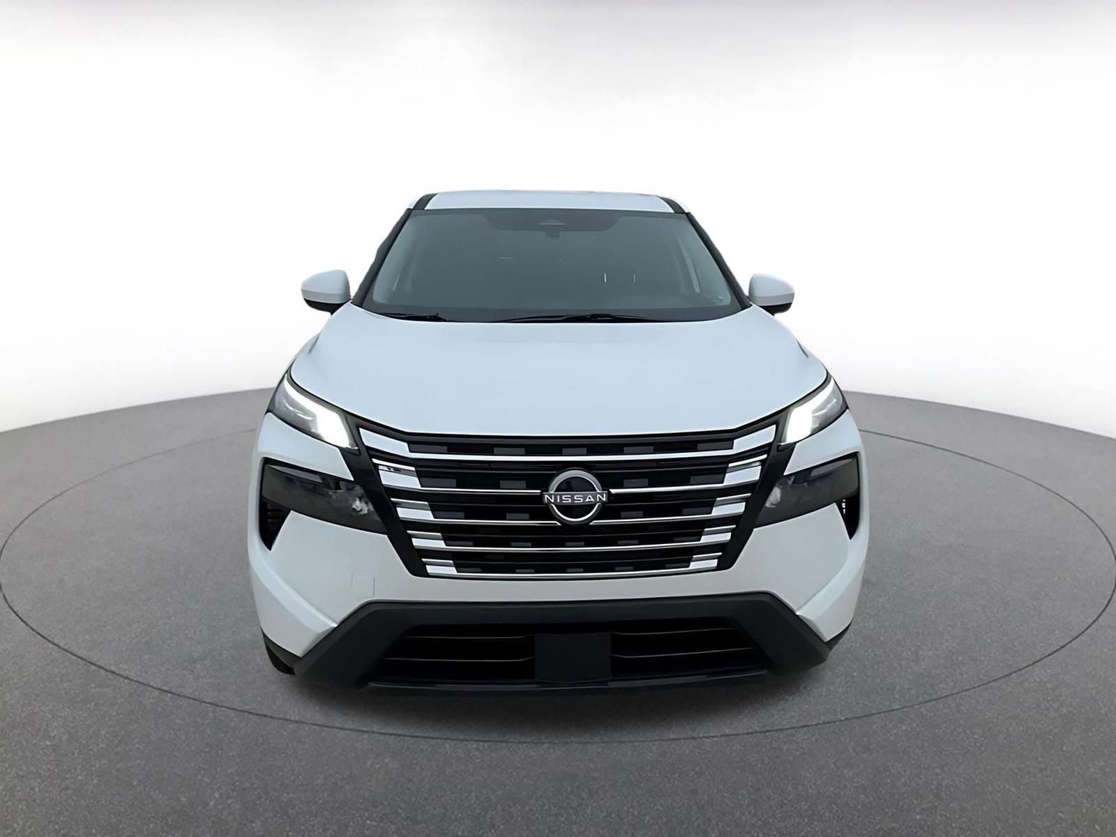 Thumbnail: 2025 Nissan Rogue - 4