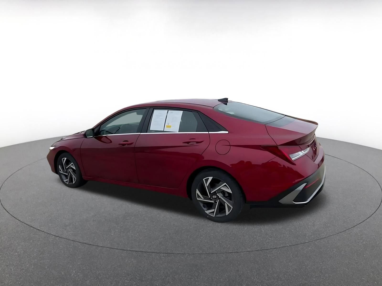 Thumbnail: 2025 Hyundai Elantra - 10