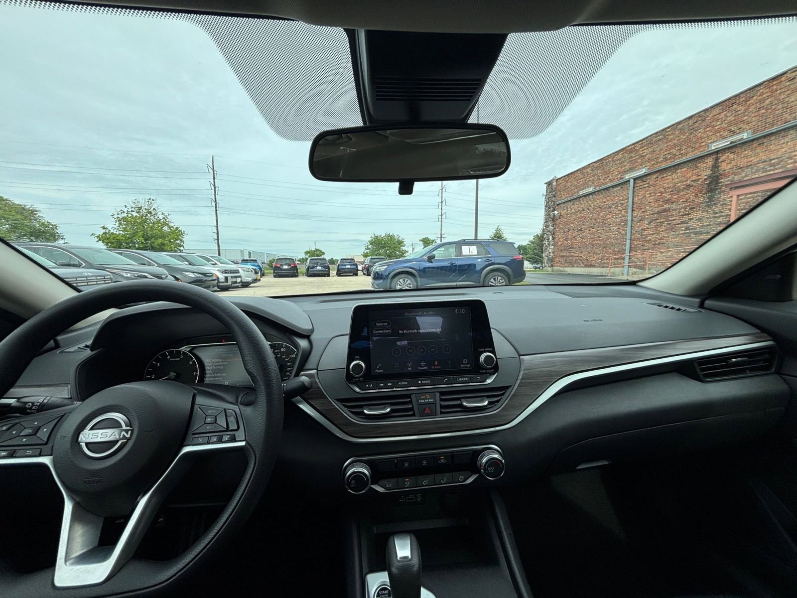 Thumbnail: 2025 Nissan Altima - 33
