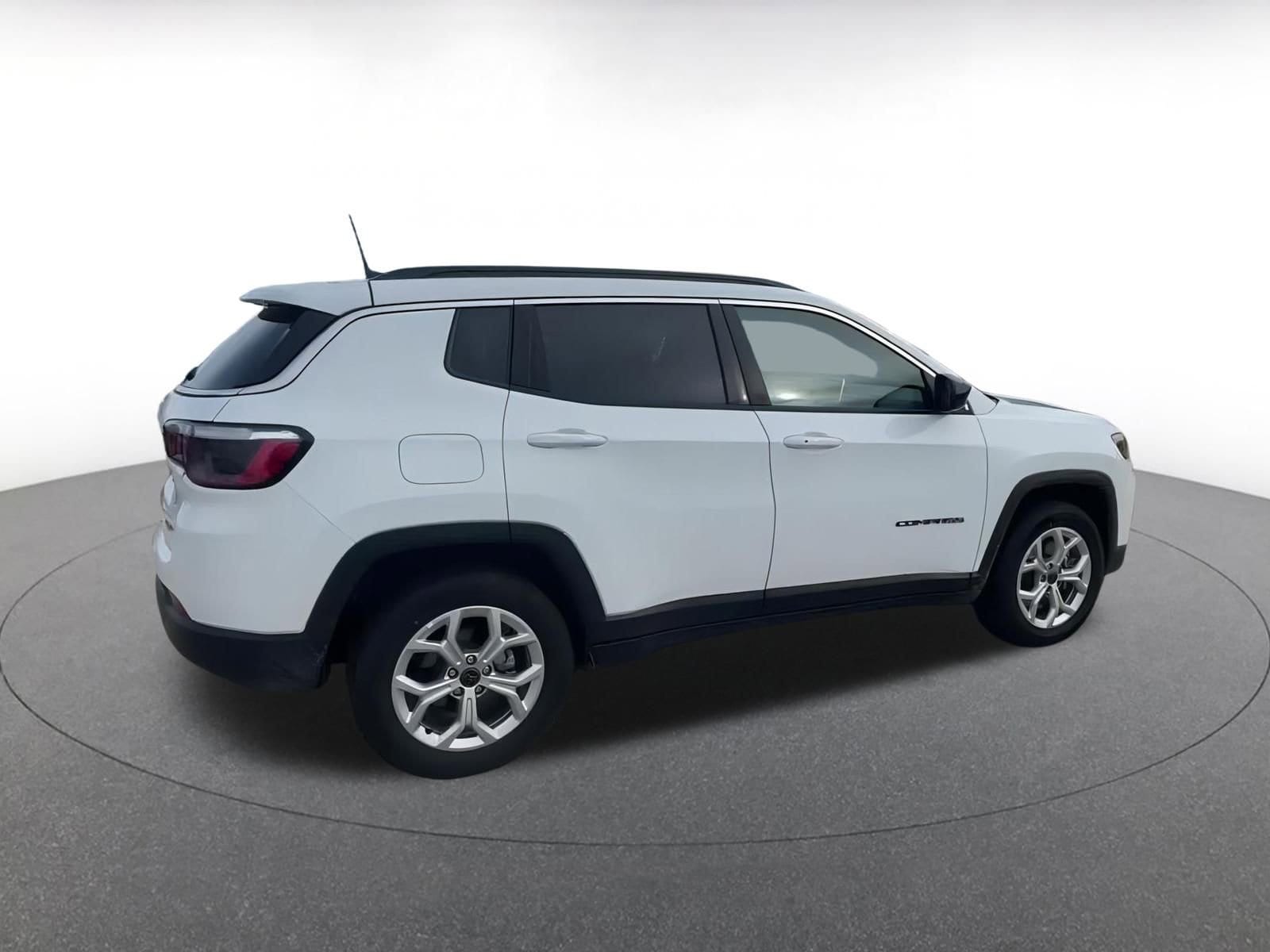 Thumbnail: 2025 Jeep Compass - 15