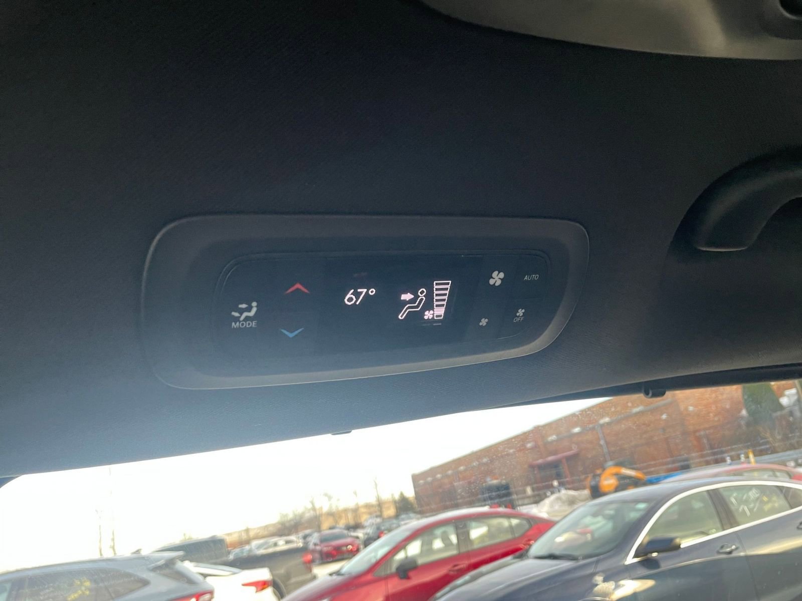 Thumbnail: 2025 Chrysler Pacifica - 20