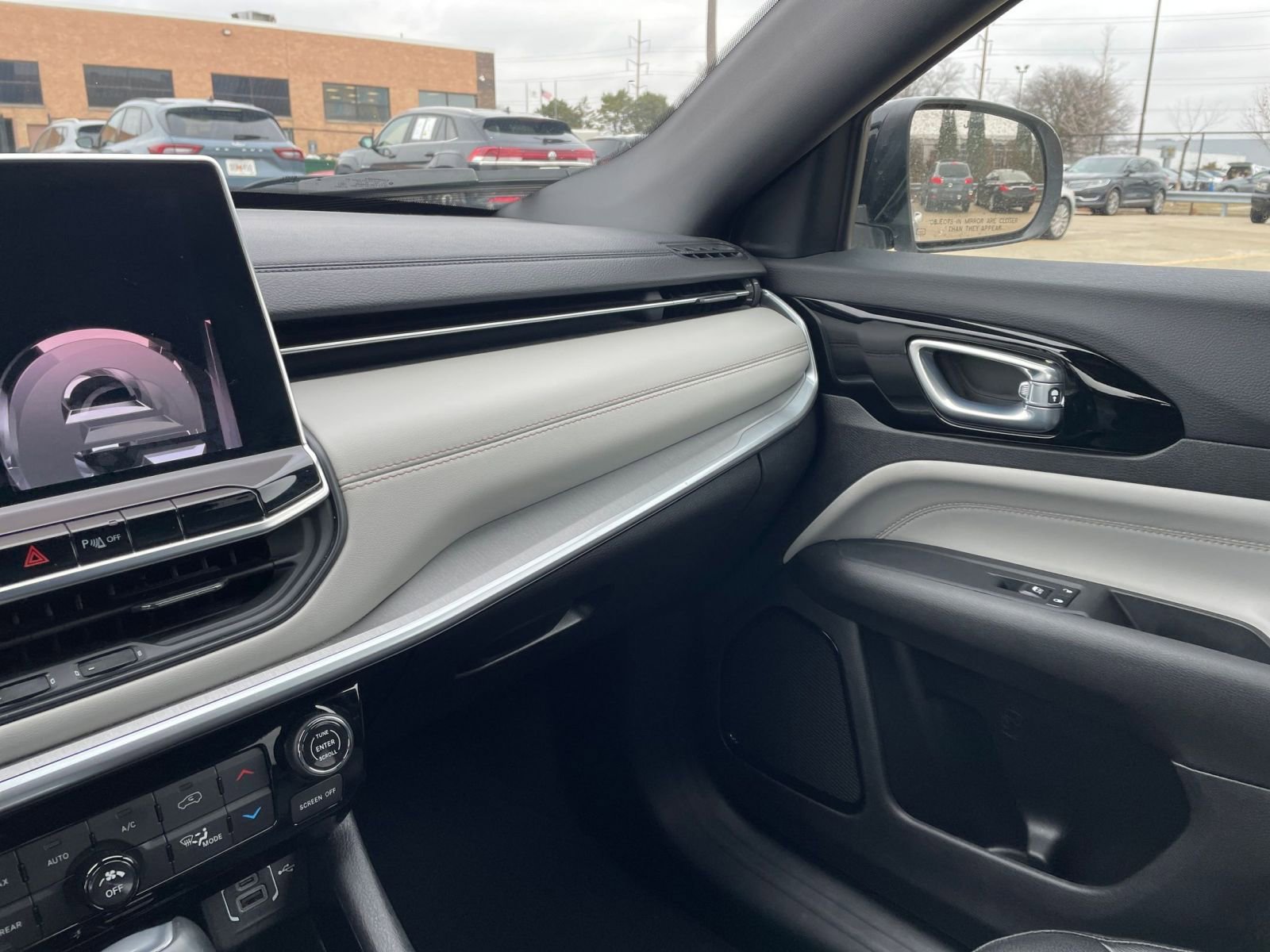 Thumbnail: 2025 Jeep Compass - 35