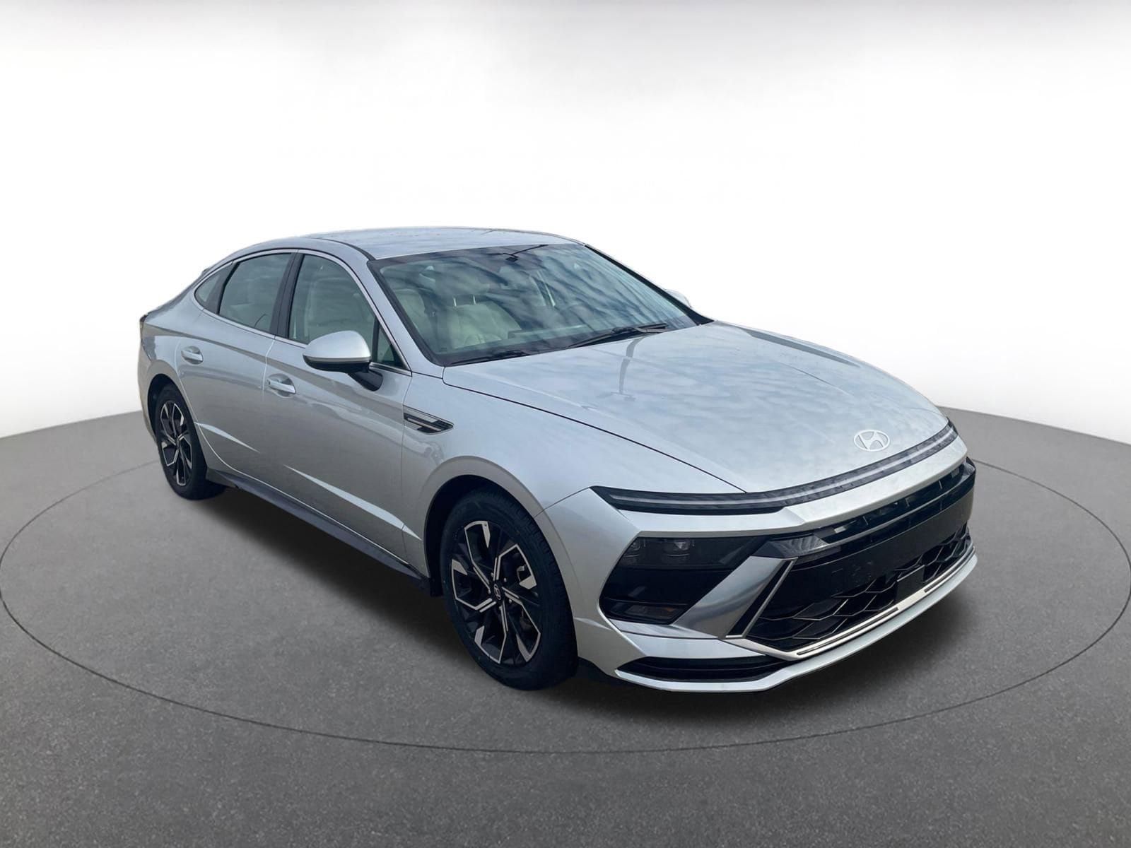 Thumbnail: 2025 Hyundai Sonata - 1