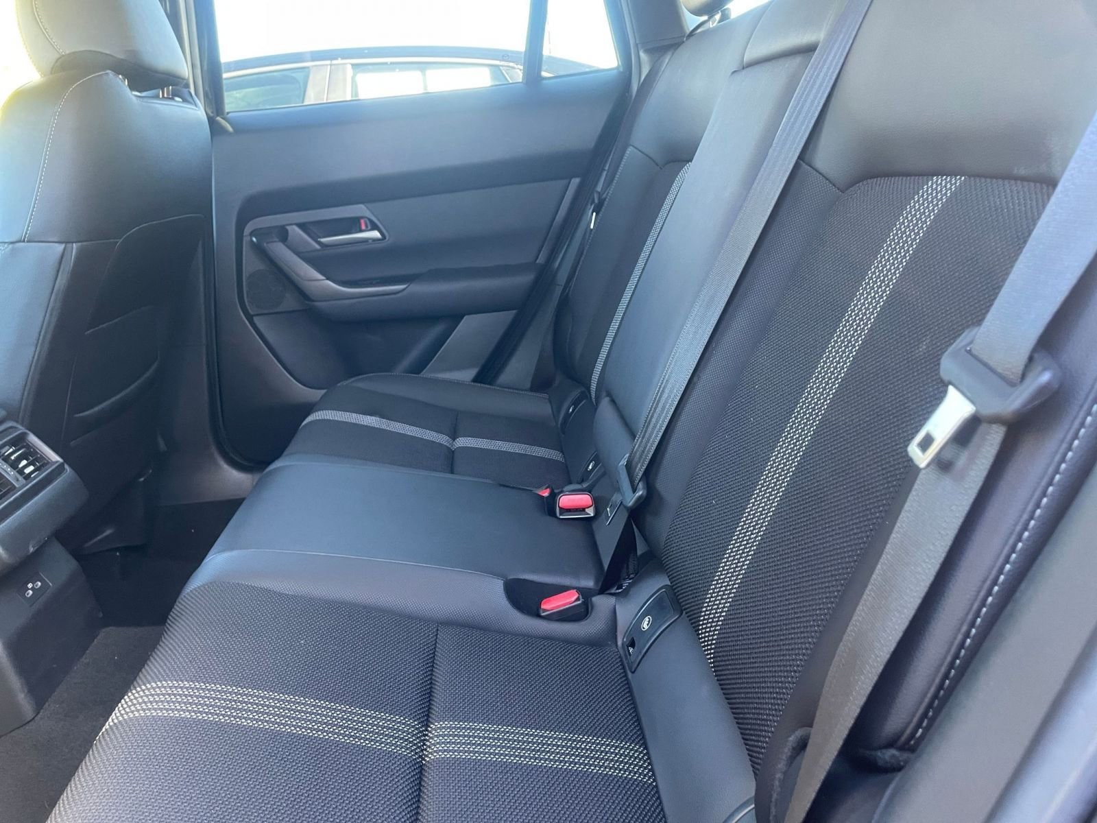 Thumbnail: 2025 Mazda CX-50 - 25