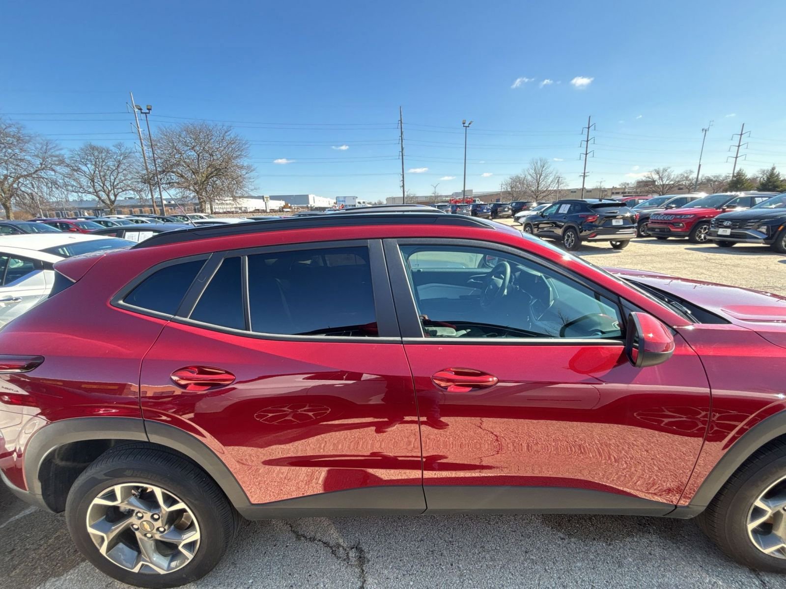 Thumbnail: 2025 Chevrolet Trax - 6