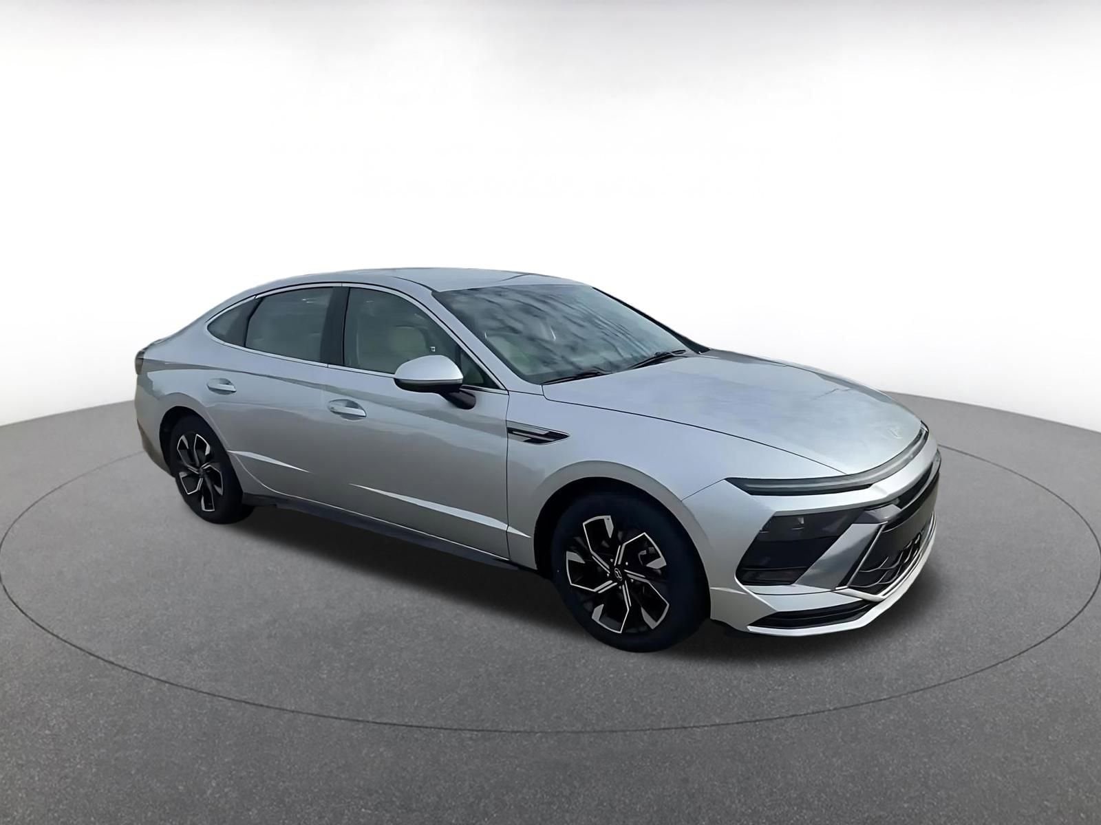 Thumbnail: 2025 Hyundai Sonata - 2