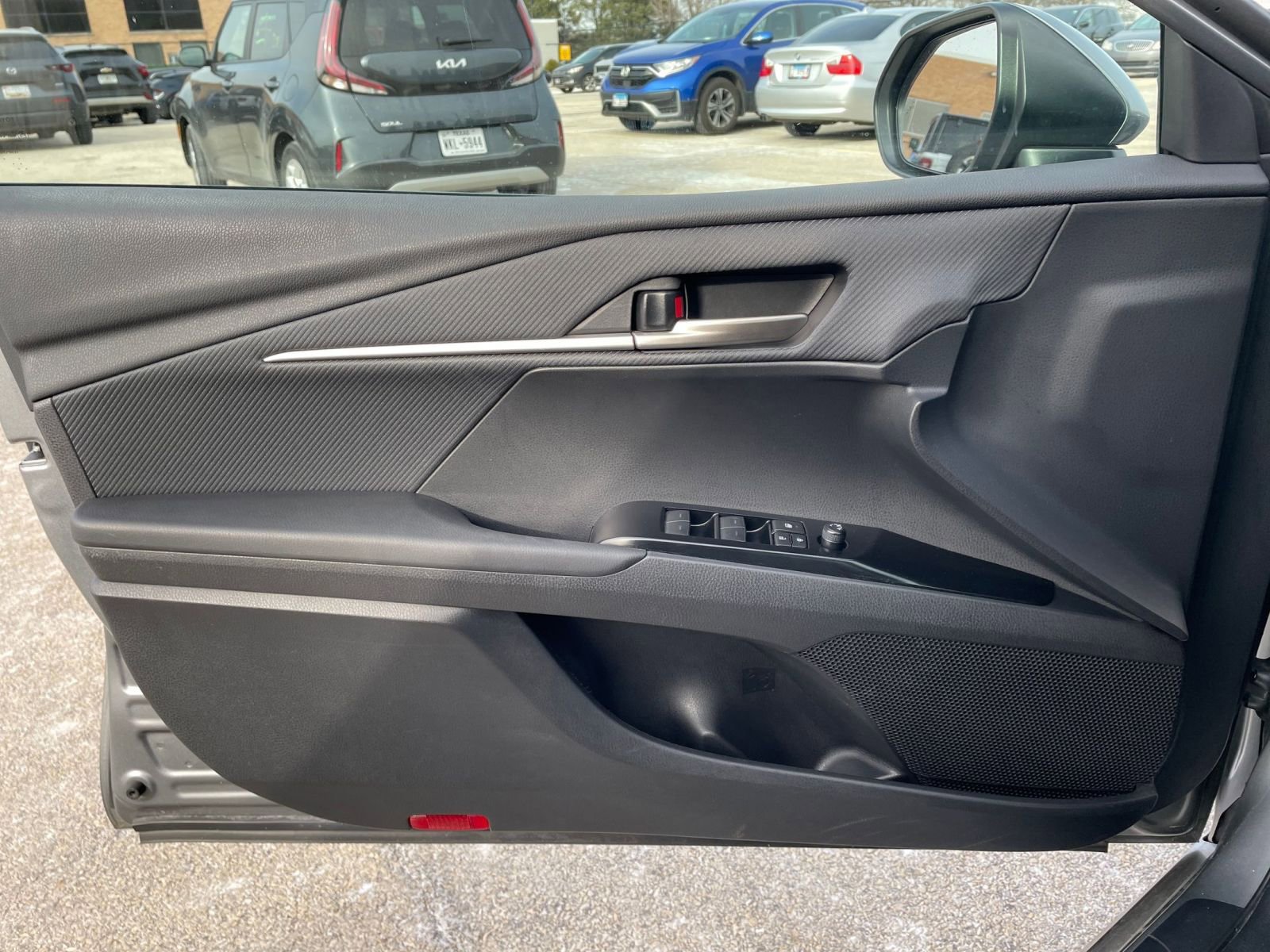 Thumbnail: 2025 Toyota Camry - 18