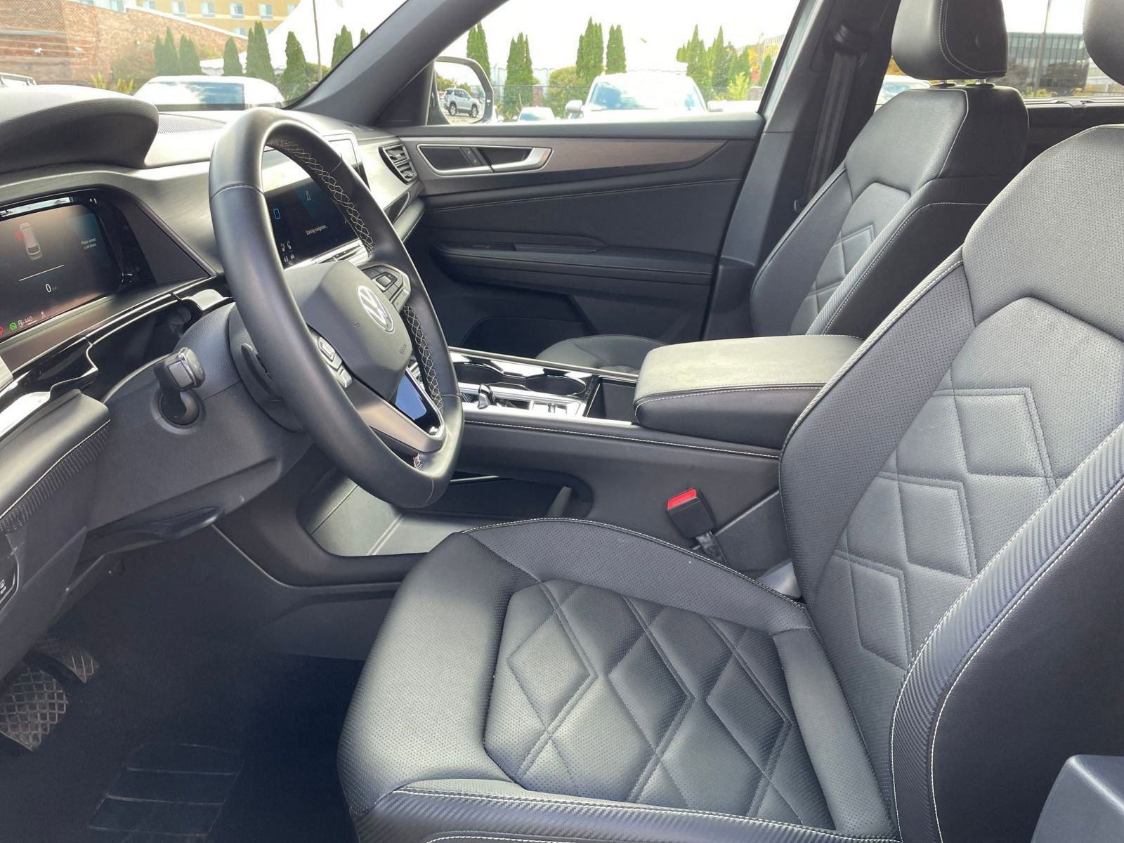 Thumbnail: 2025 Volkswagen Atlas - 27