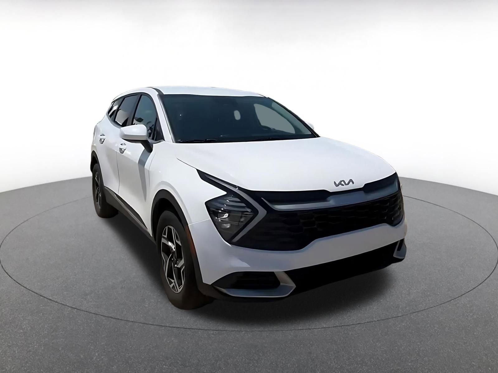 Thumbnail: 2025 Kia Sportage - 3