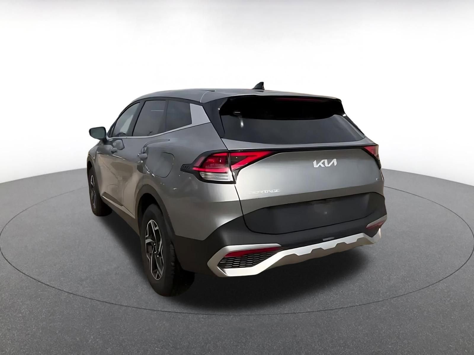 Thumbnail: 2024 Kia Sportage - 11