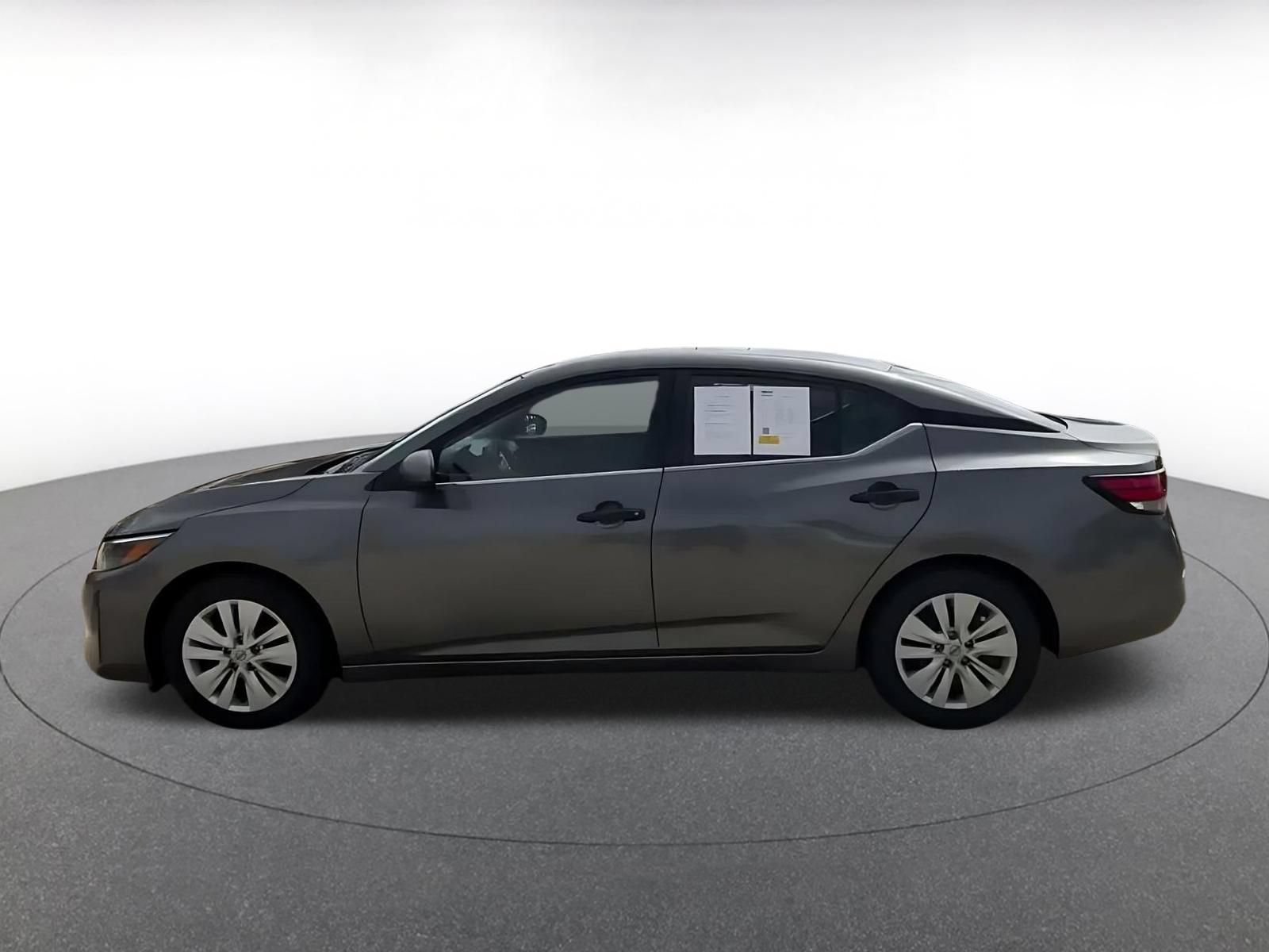 Thumbnail: 2025 Nissan Sentra - 9