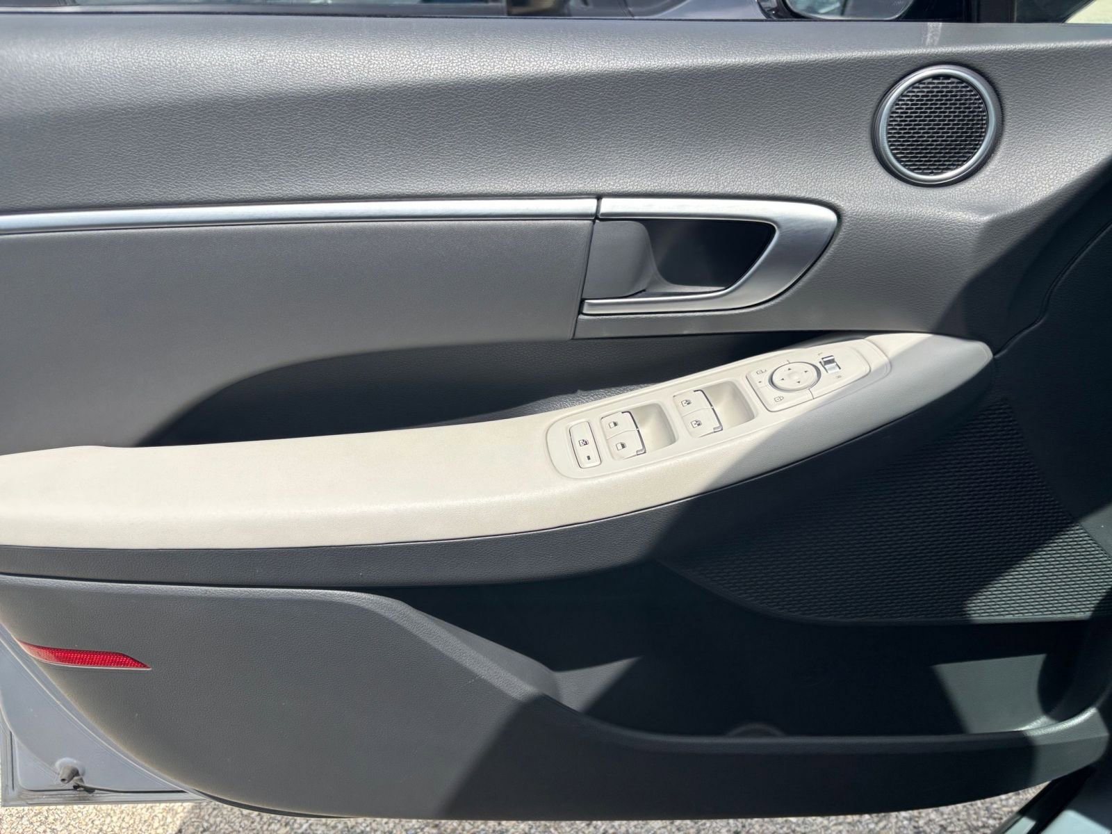 Thumbnail: 2025 Hyundai Sonata - 18