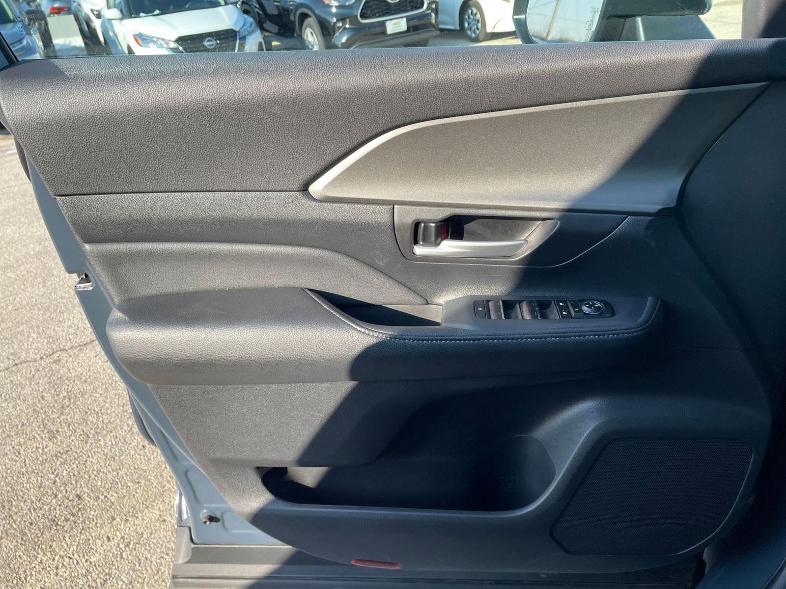 Thumbnail: 2025 Toyota Grand Highlander - 20